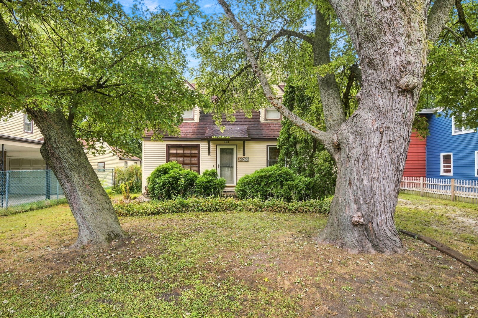 15550 Ridgeway Avenue — photo
