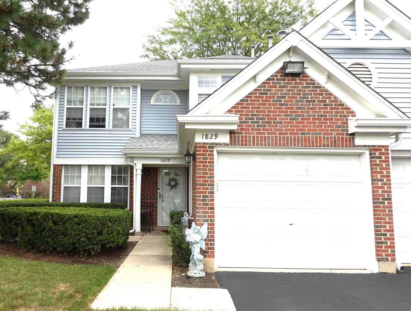 1829 Quaker Hollow Lane Unit 1829 — photo