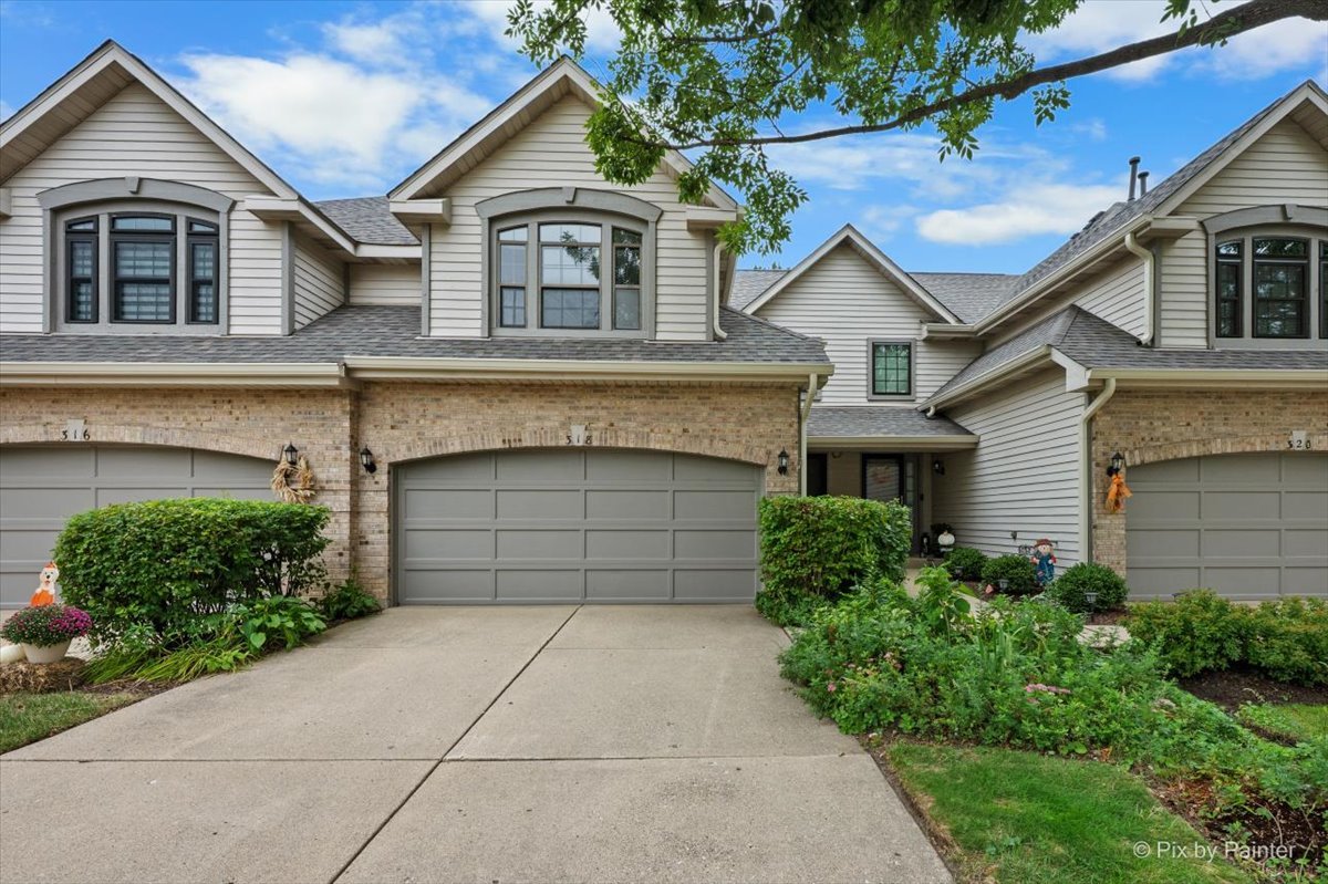 318 Club House Drive — photo