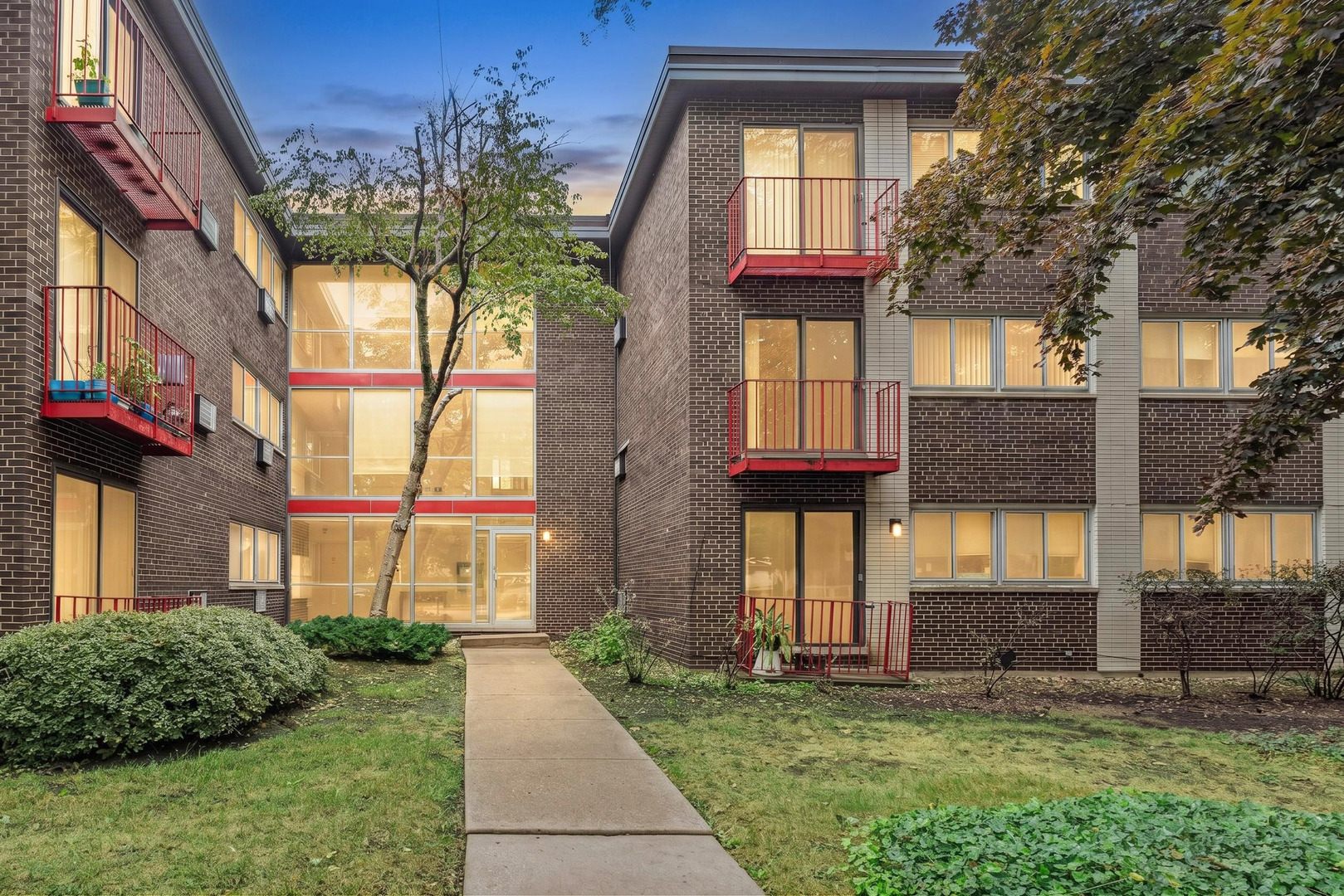 8500 Skokie Boulevard 1D — photo
