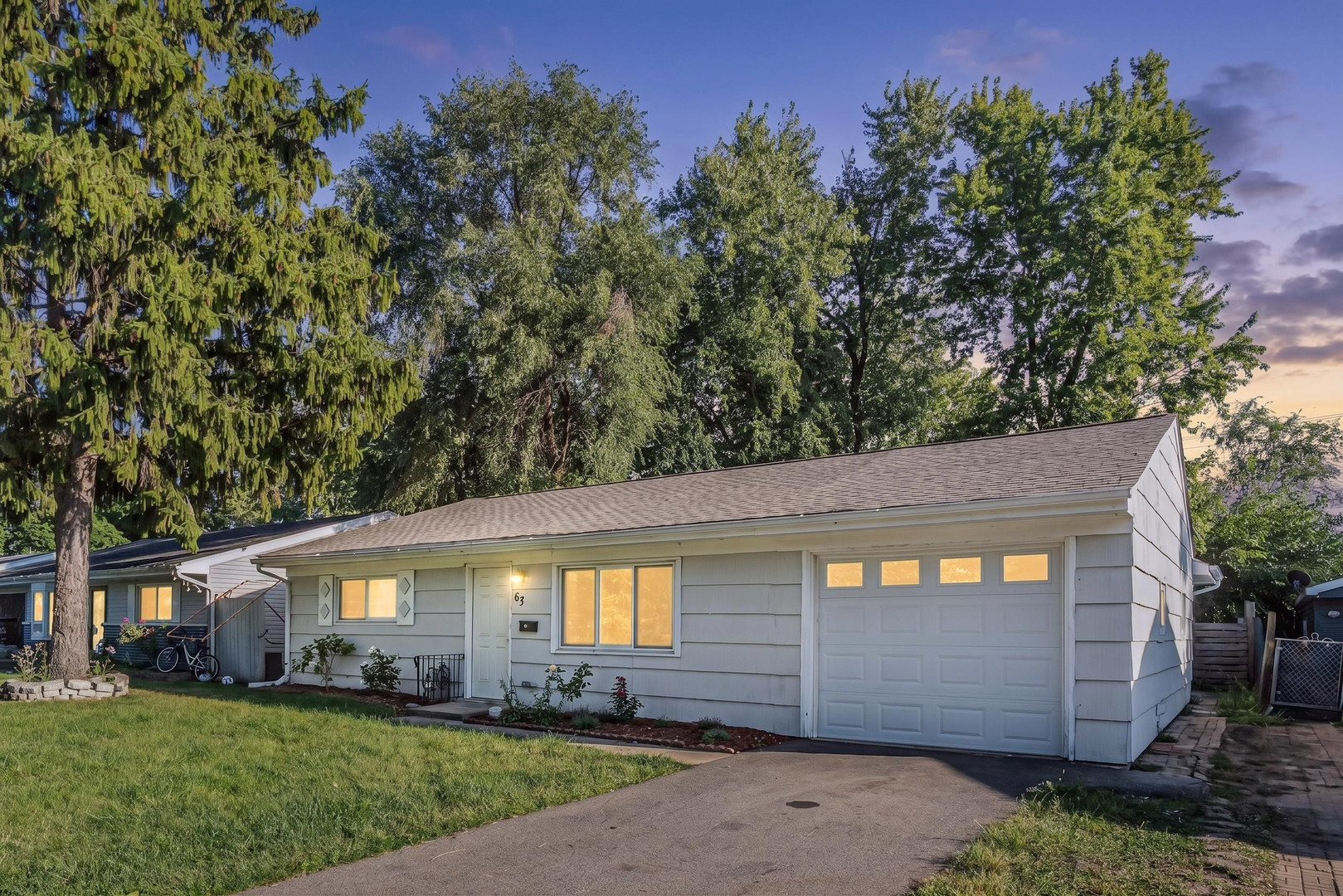 63 W Manchester Drive — photo