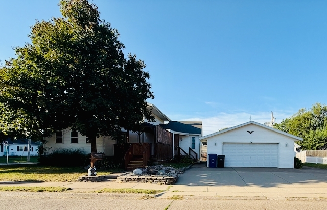 2358 W Lombard Street — photo