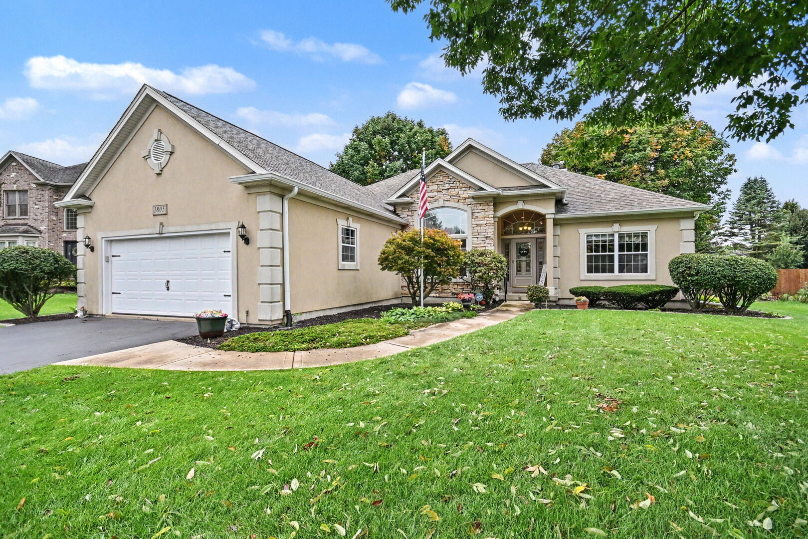 1805 Country Hills Drive — photo