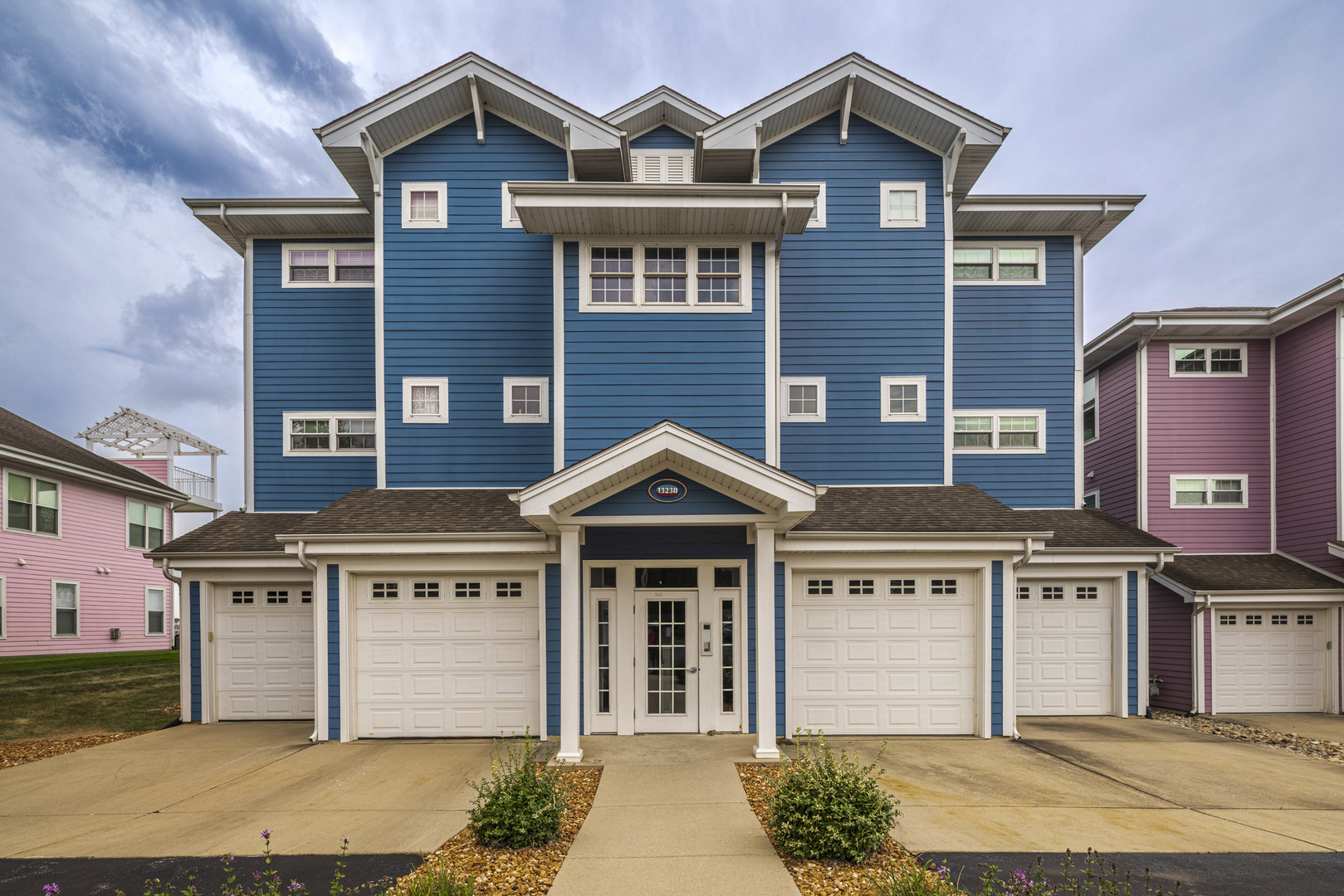 13238 E Lake Shore Drive 102 — photo