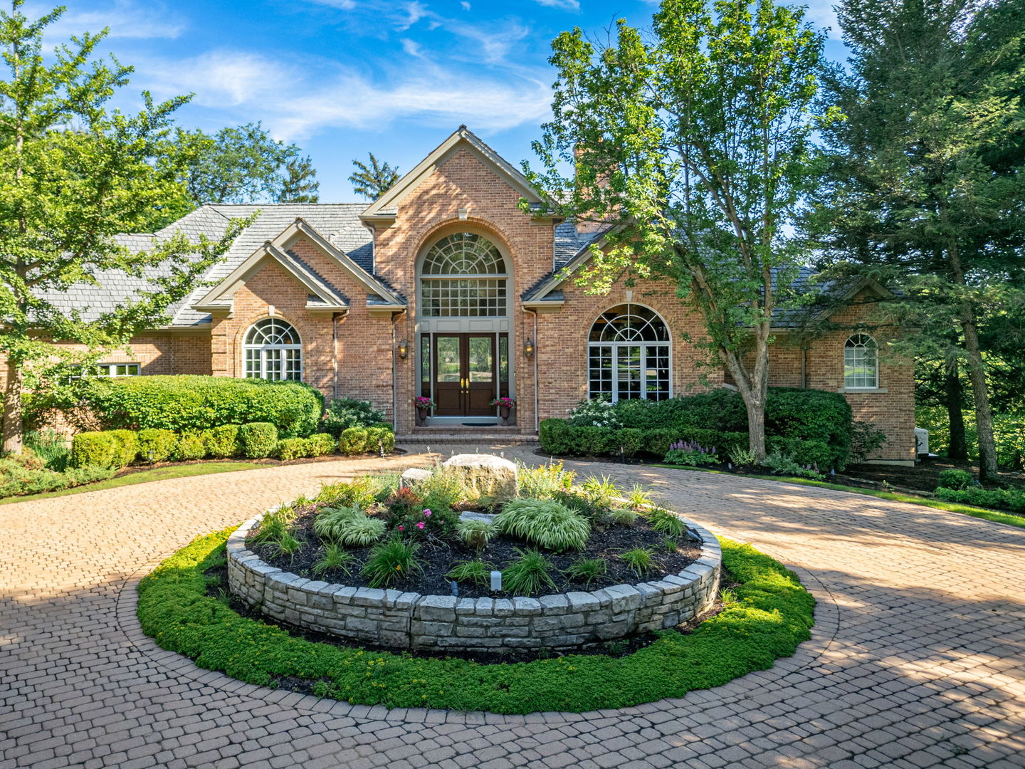5 Hillburn Court — photo