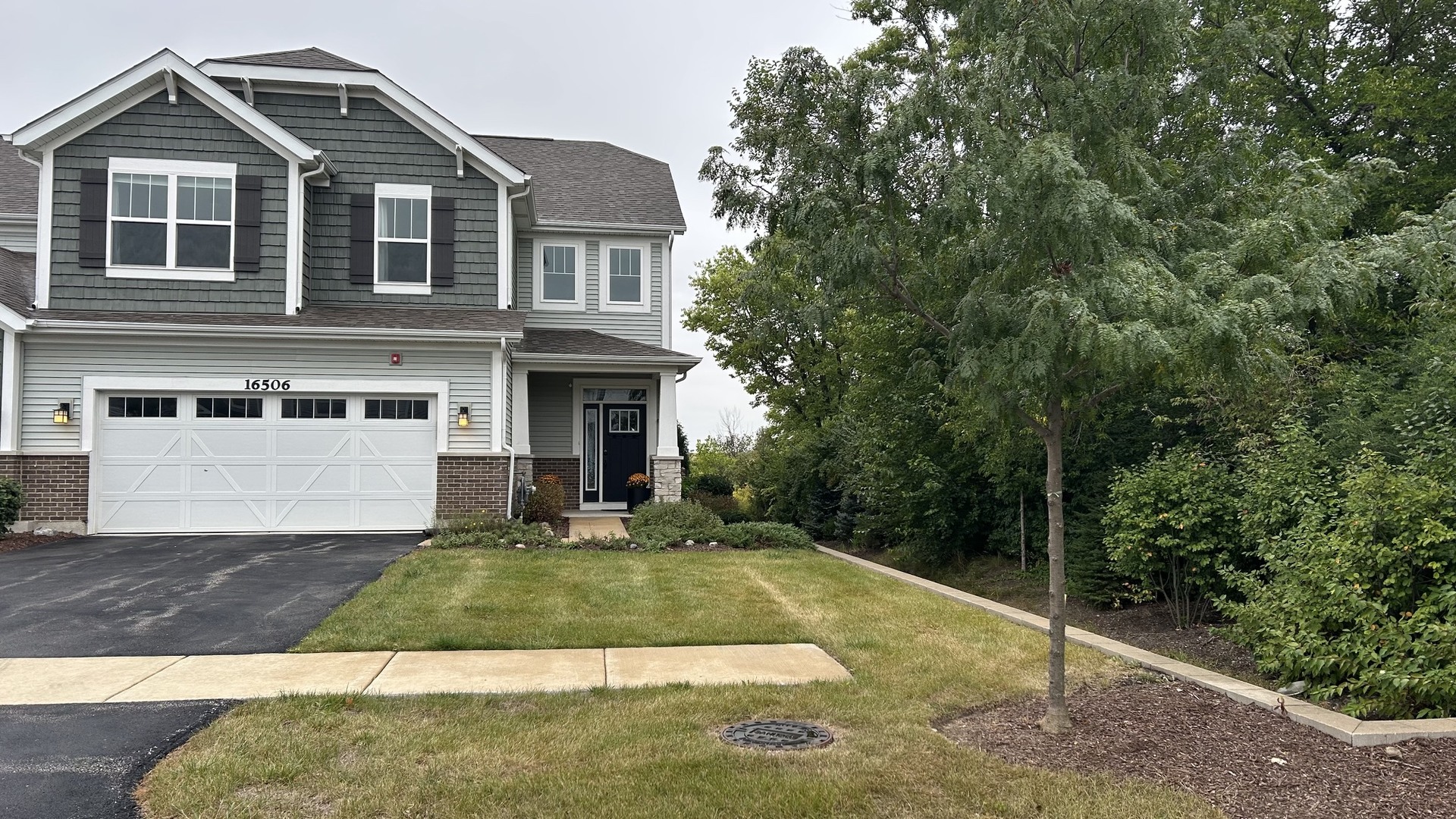 16506 Brook Lane — photo