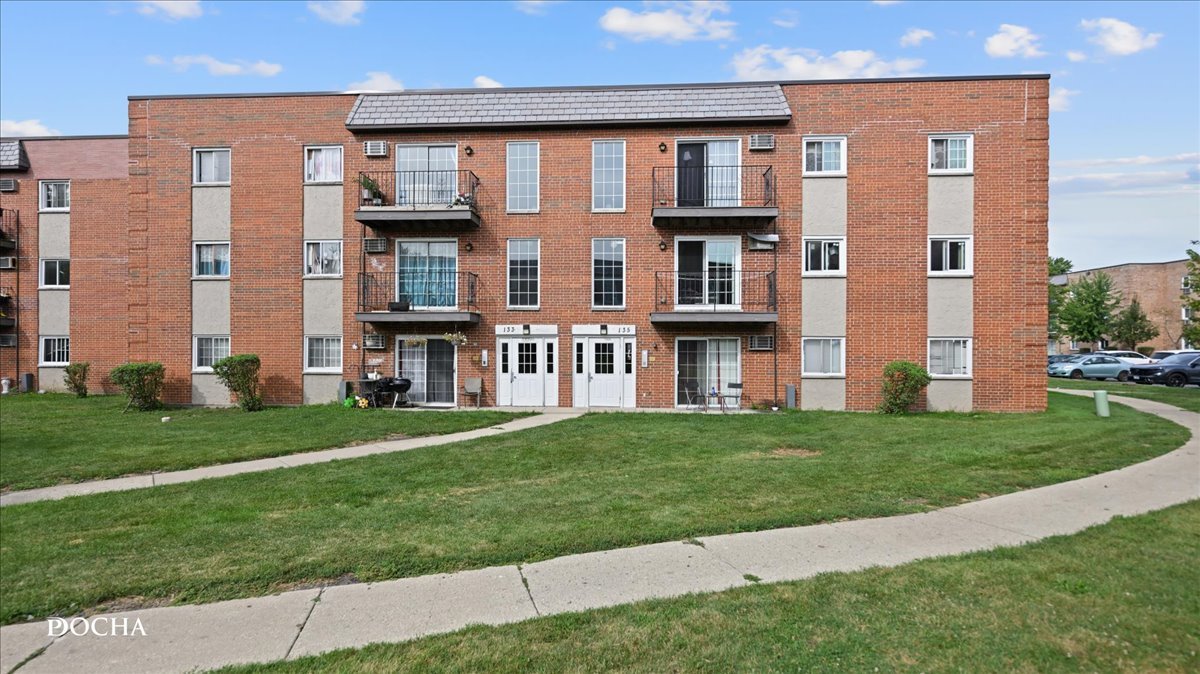 135 W Elk Trail 135 — photo