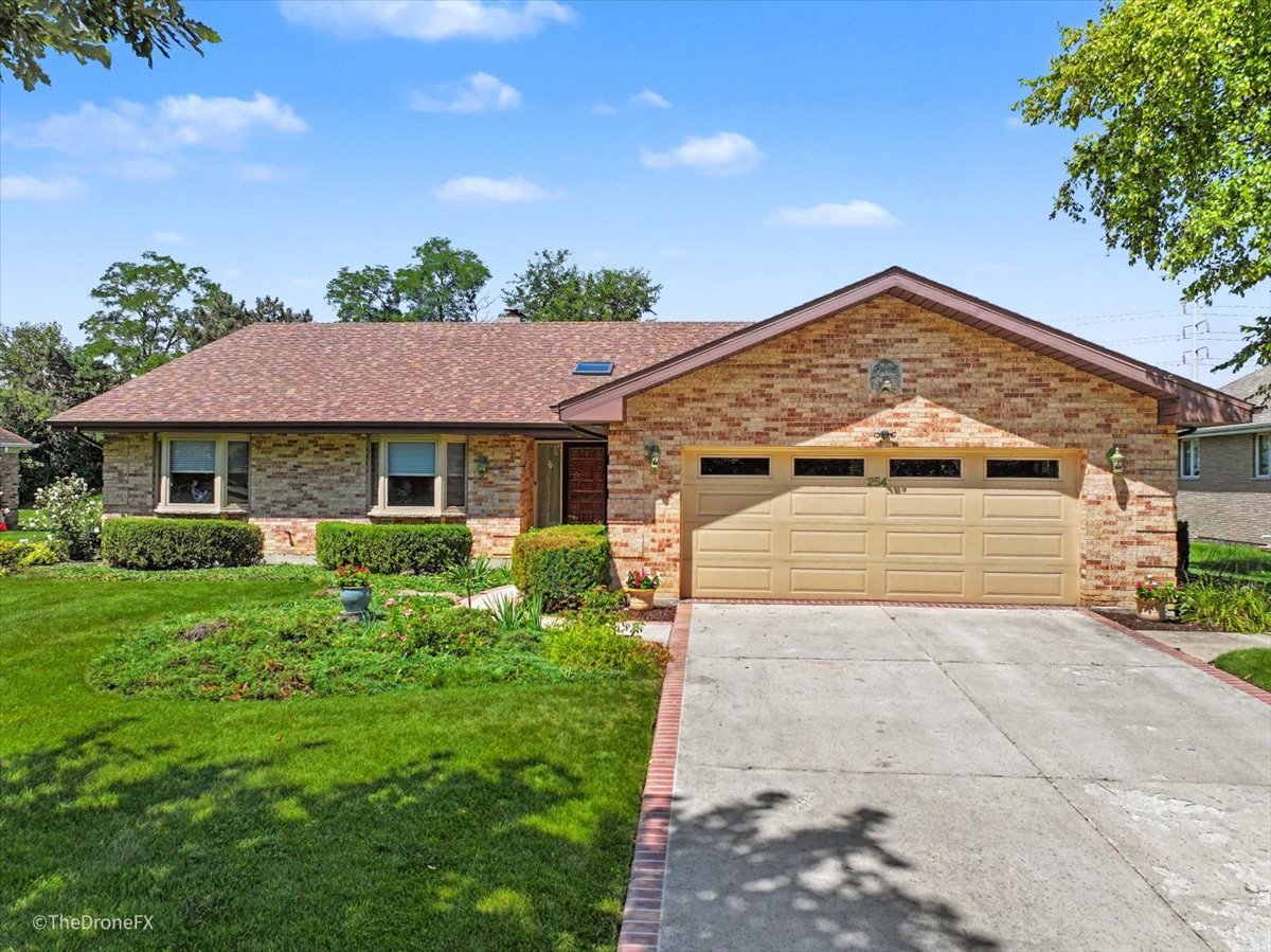 254 Wood Glen Lane — photo