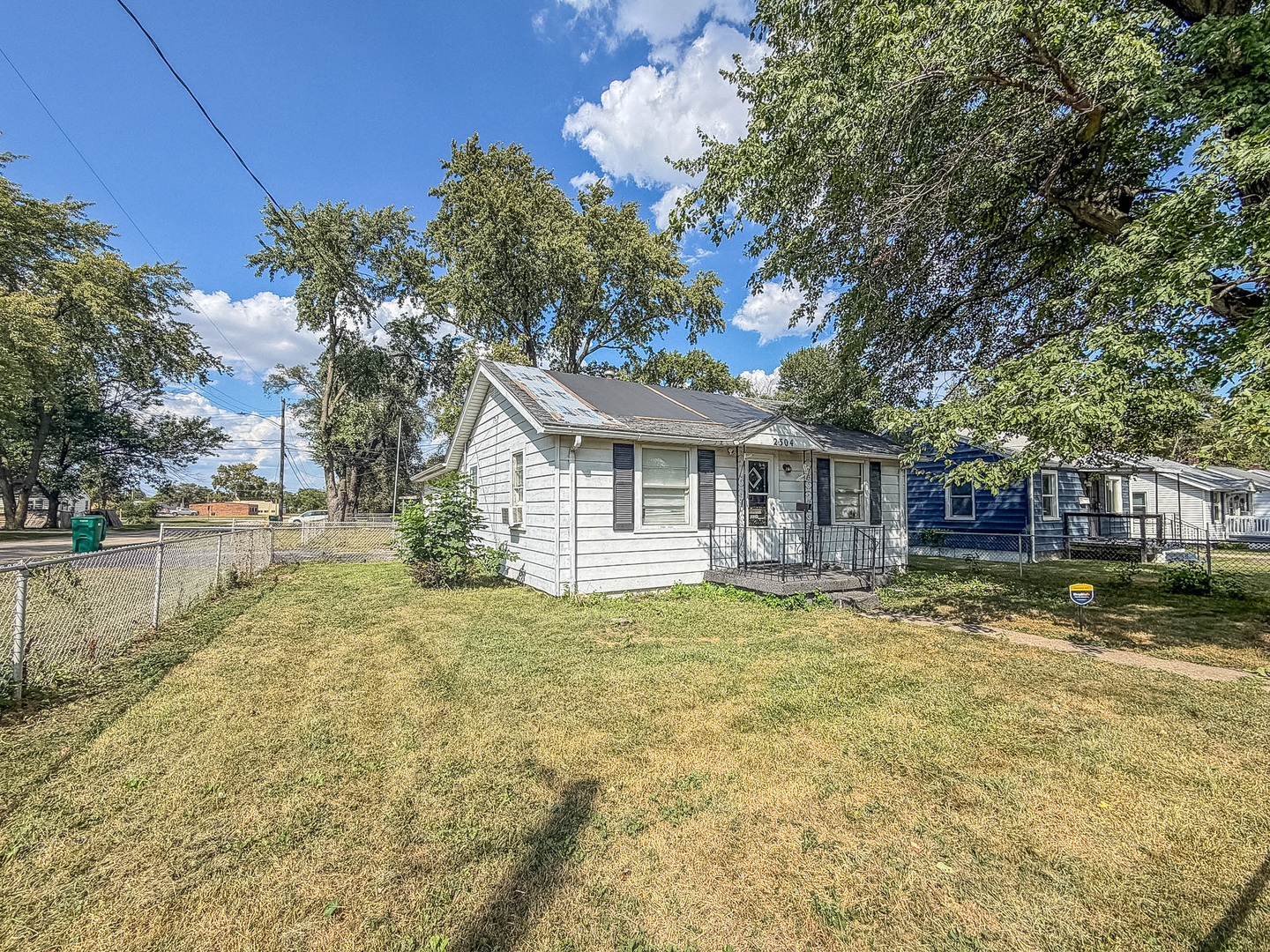 2304 E Division Street, Decatur, IL 62526 — photo 2