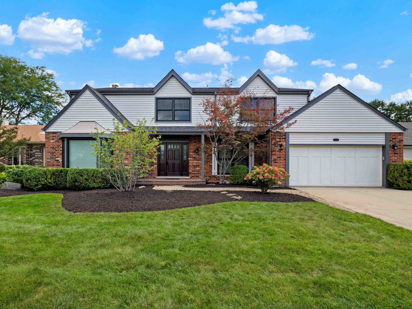 1029 N Carlyle Lane — photo