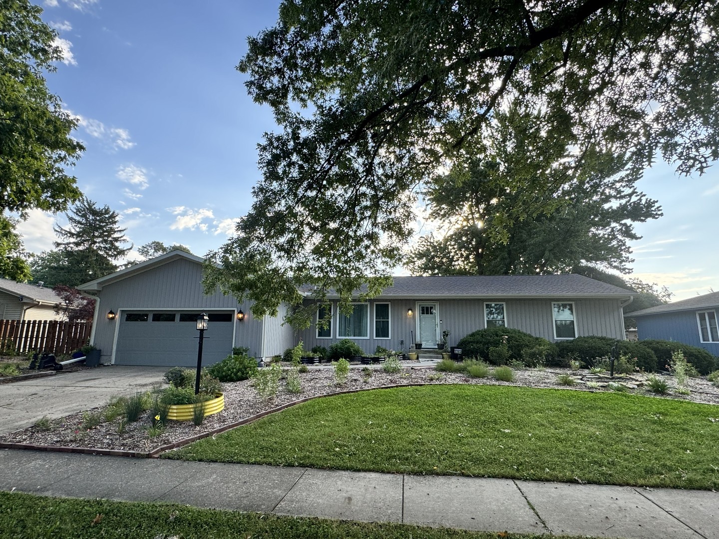 2204 Plymouth Drive — photo