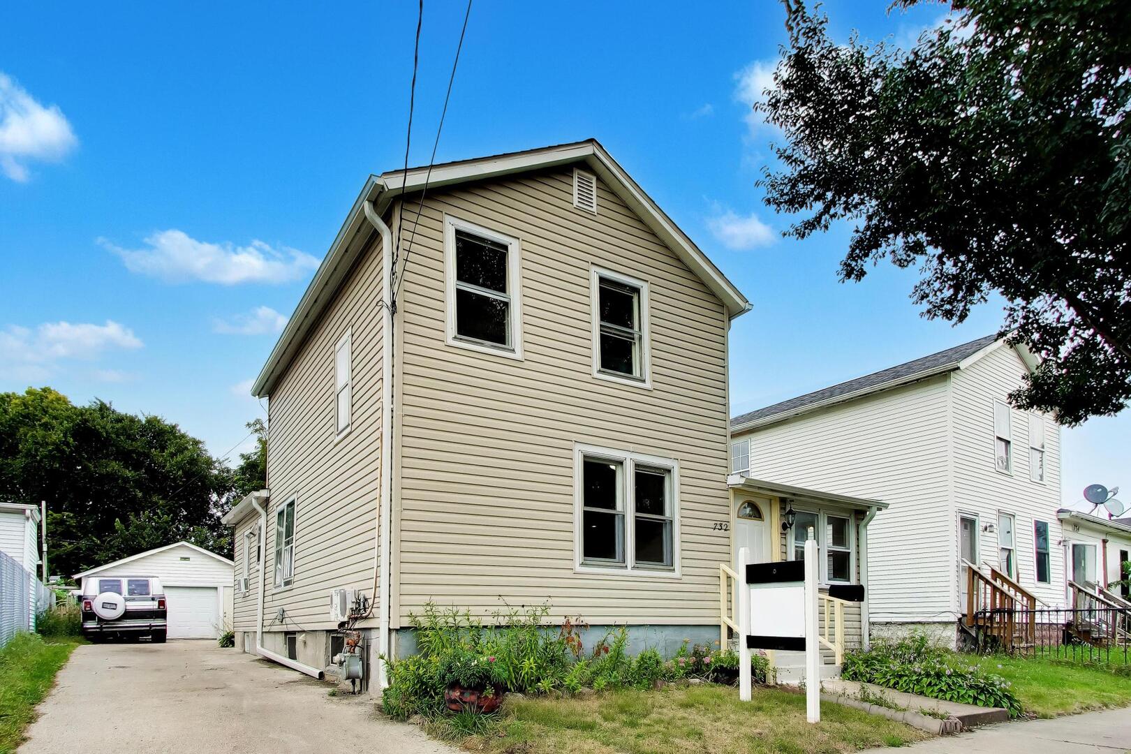 732 Grove Street — photo