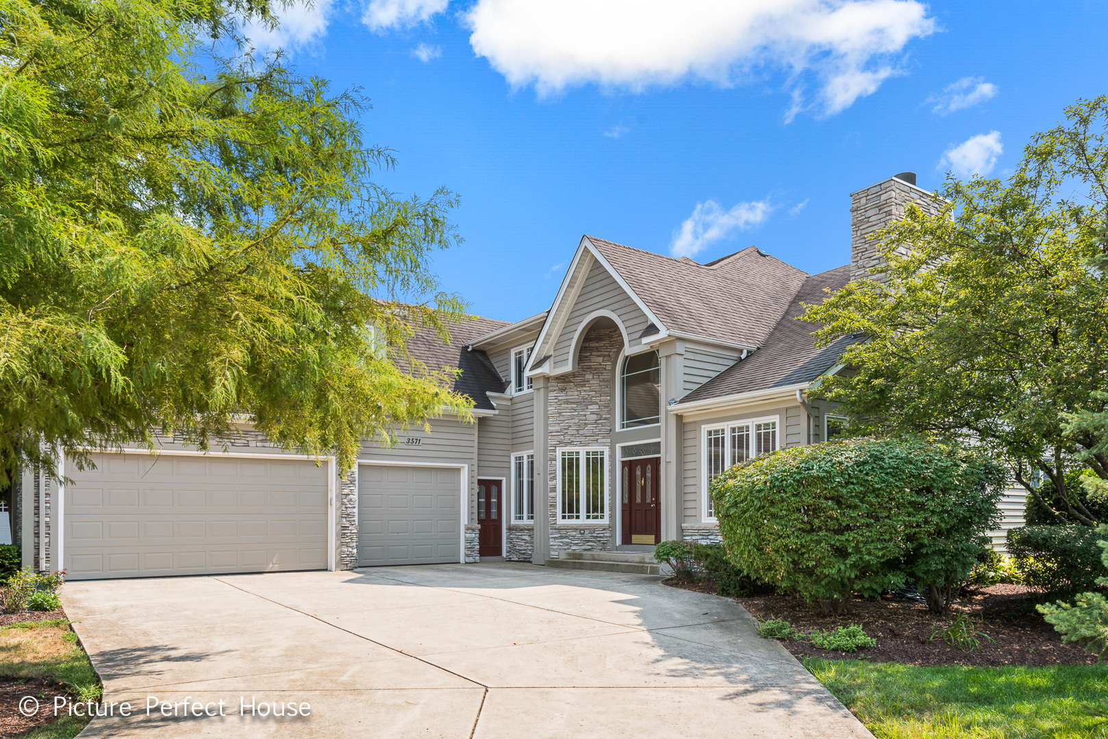 3571 Scottsdale Circle — photo