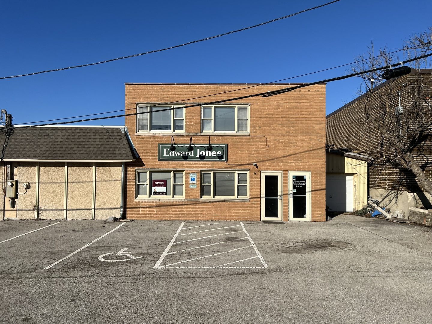 401 W Irving Park Road 1 — photo