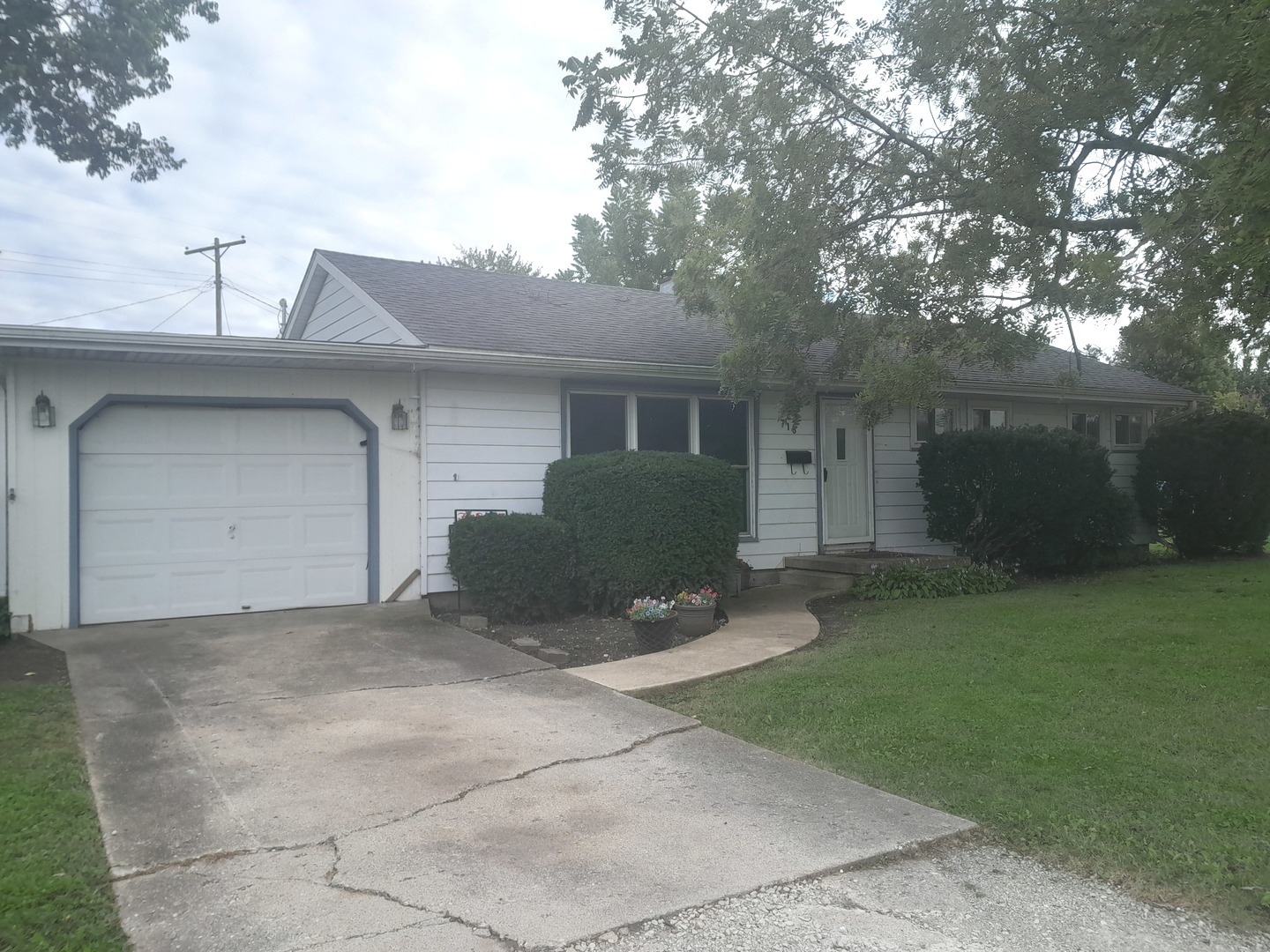716 Westwood Drive — photo