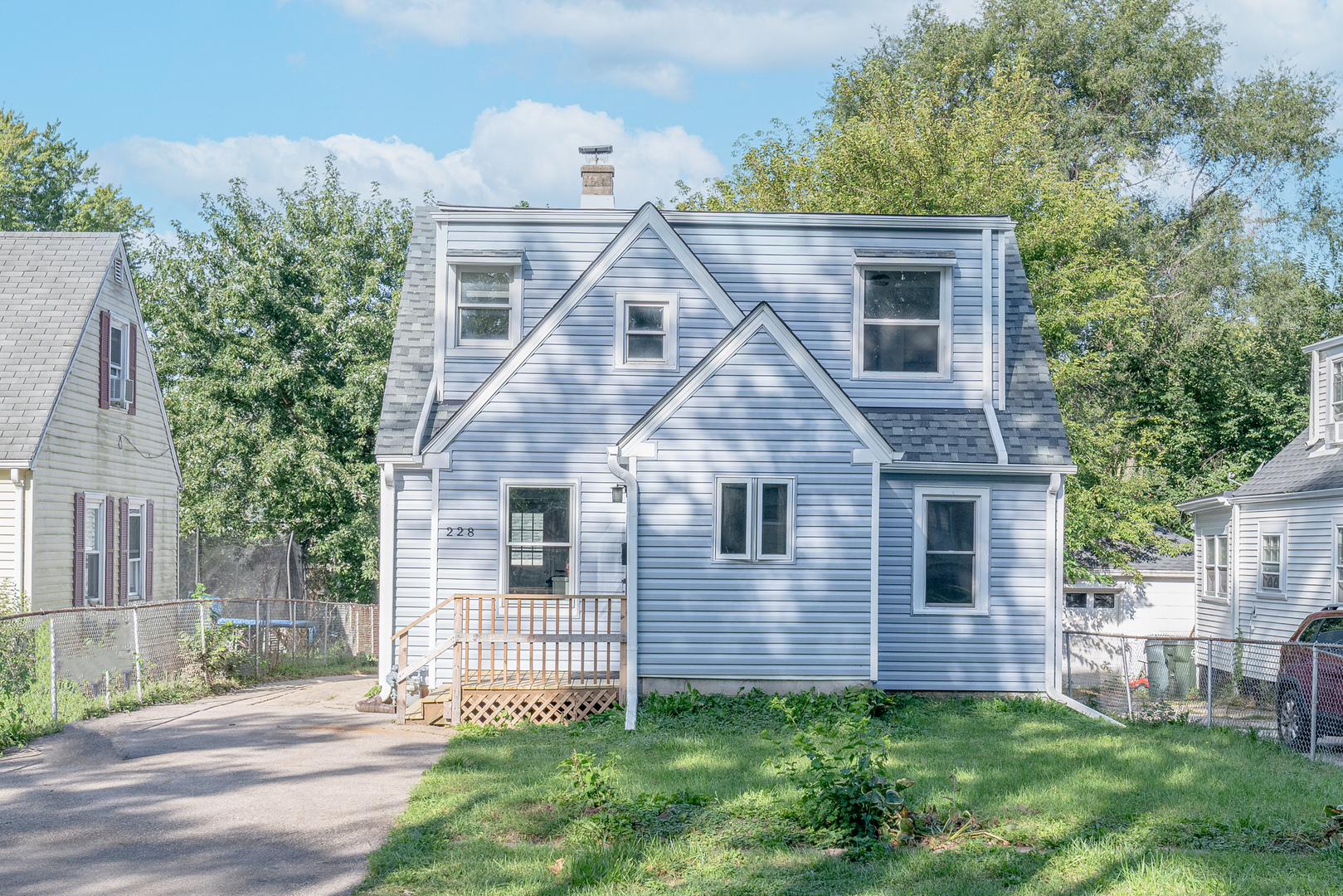 228 Highmoor Drive — photo