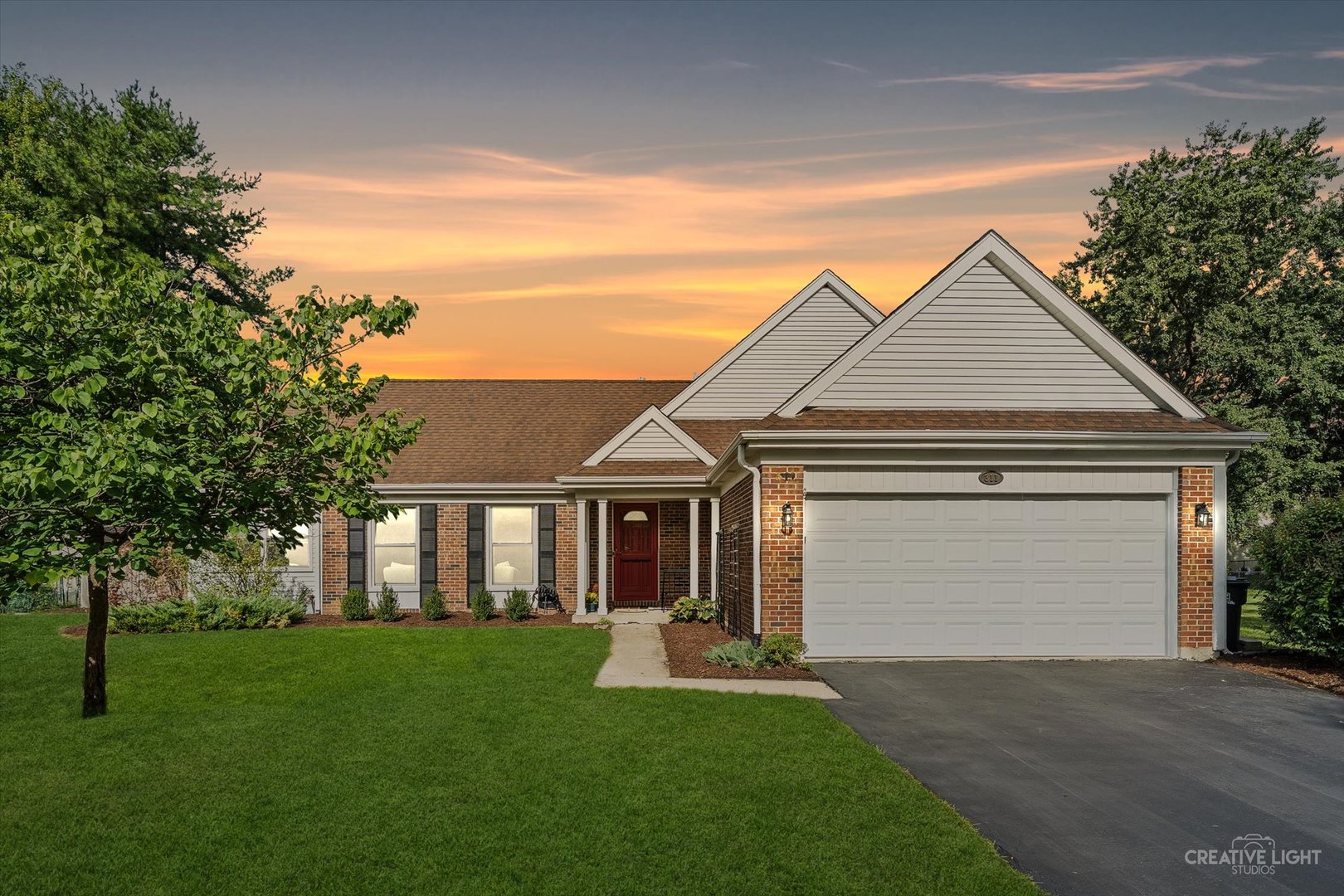 311 Devlin Court, Naperville, IL 60565 — photo 2