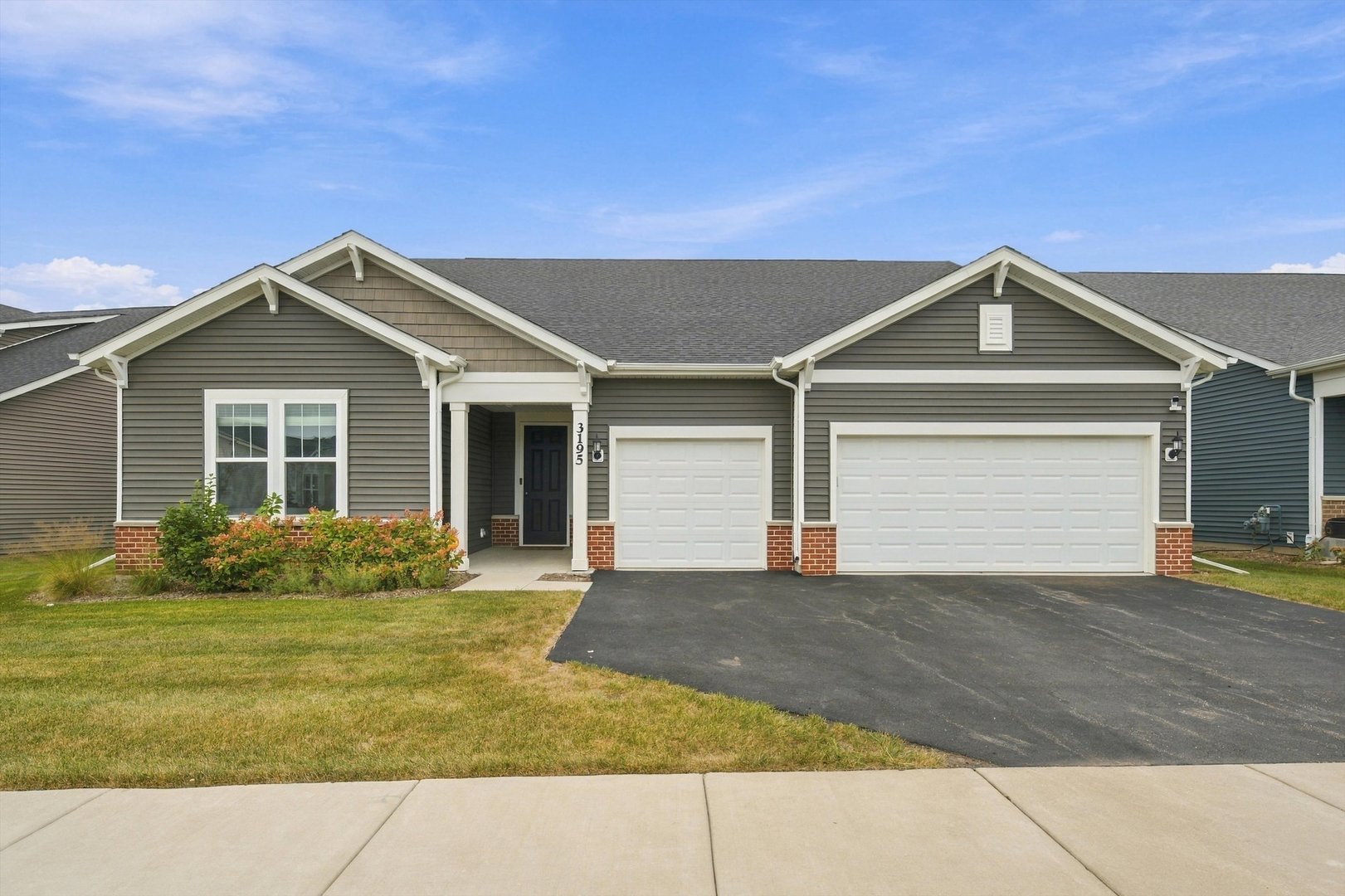 3195 Lincoln Prairie Boulevard — photo