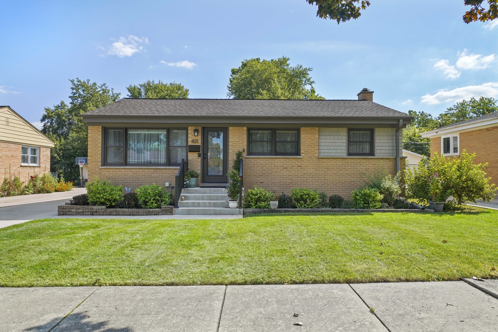 421 Vassar Lane — photo