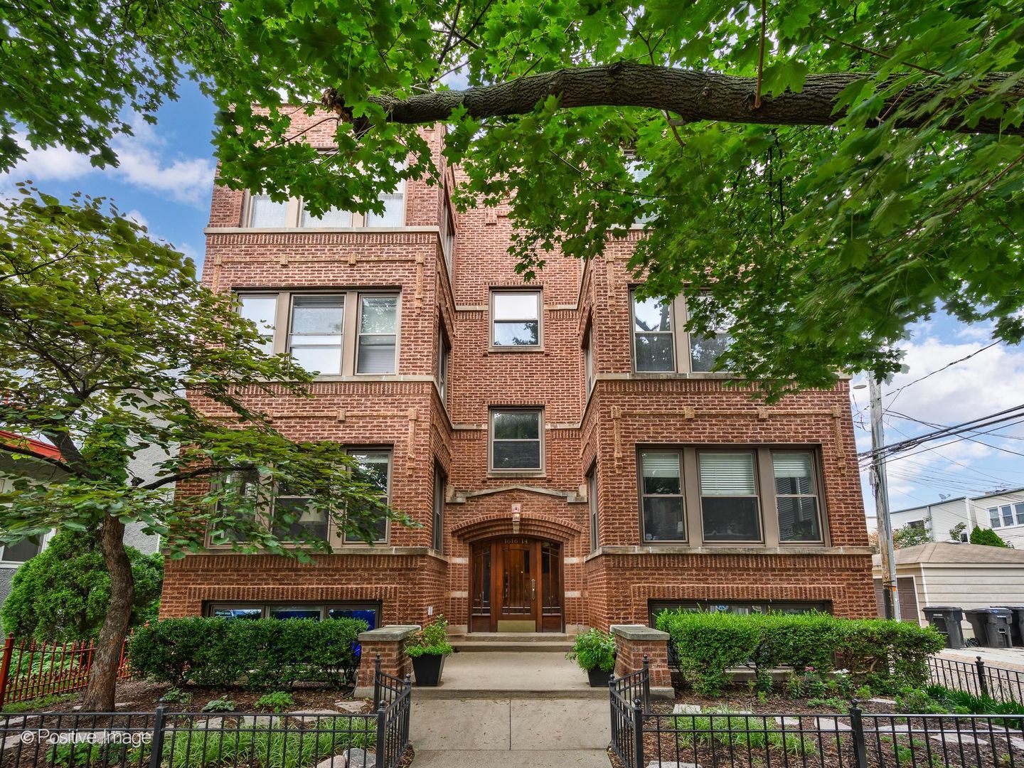 1616 W Rascher Avenue Unit 3W — photo
