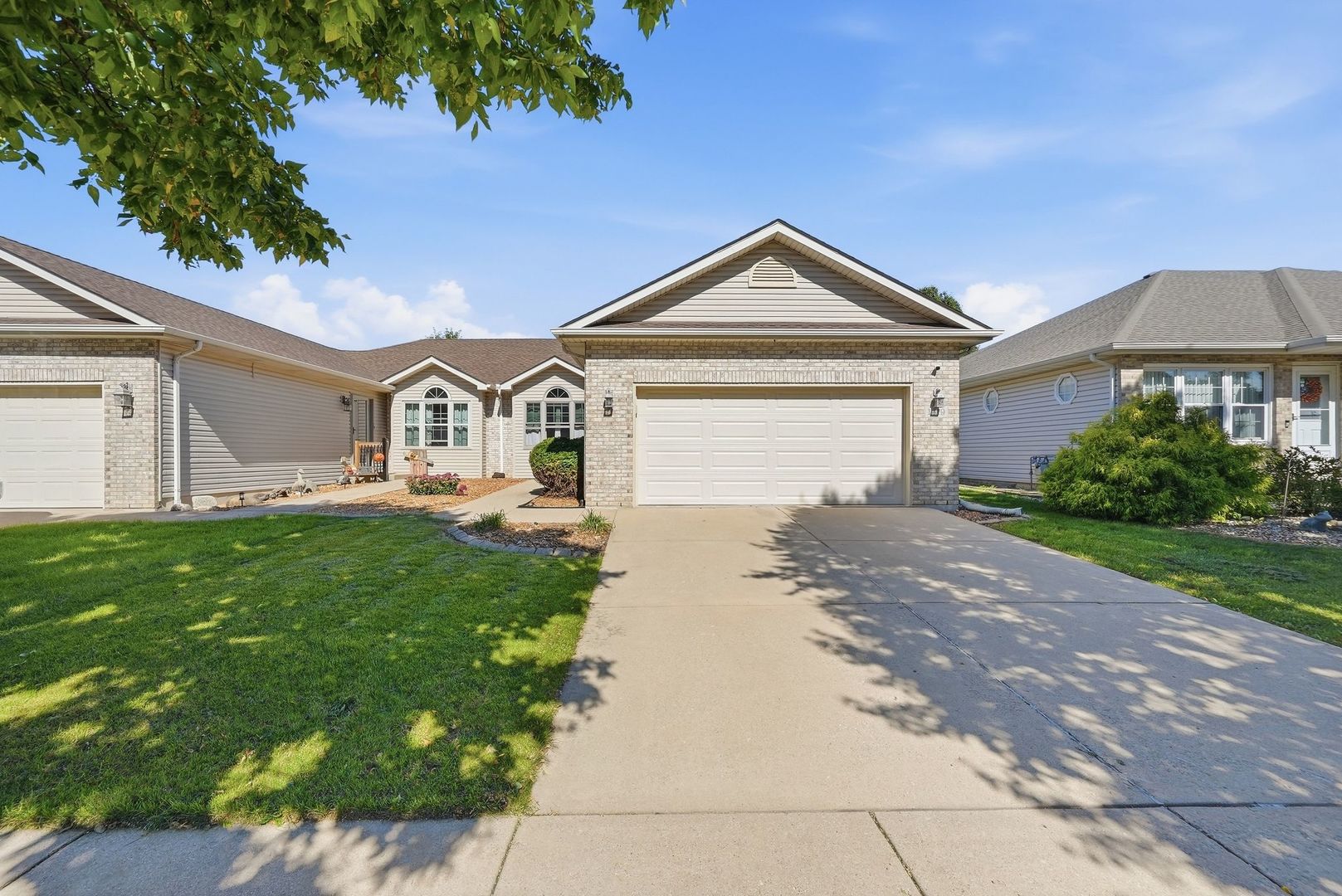 1419 Coral Bell Drive — photo