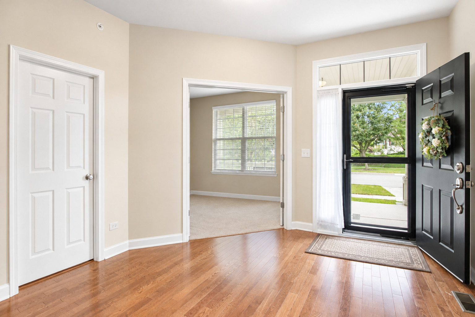 1908 Eton Drive, Hoffman Estates, IL 60192 — photo 3