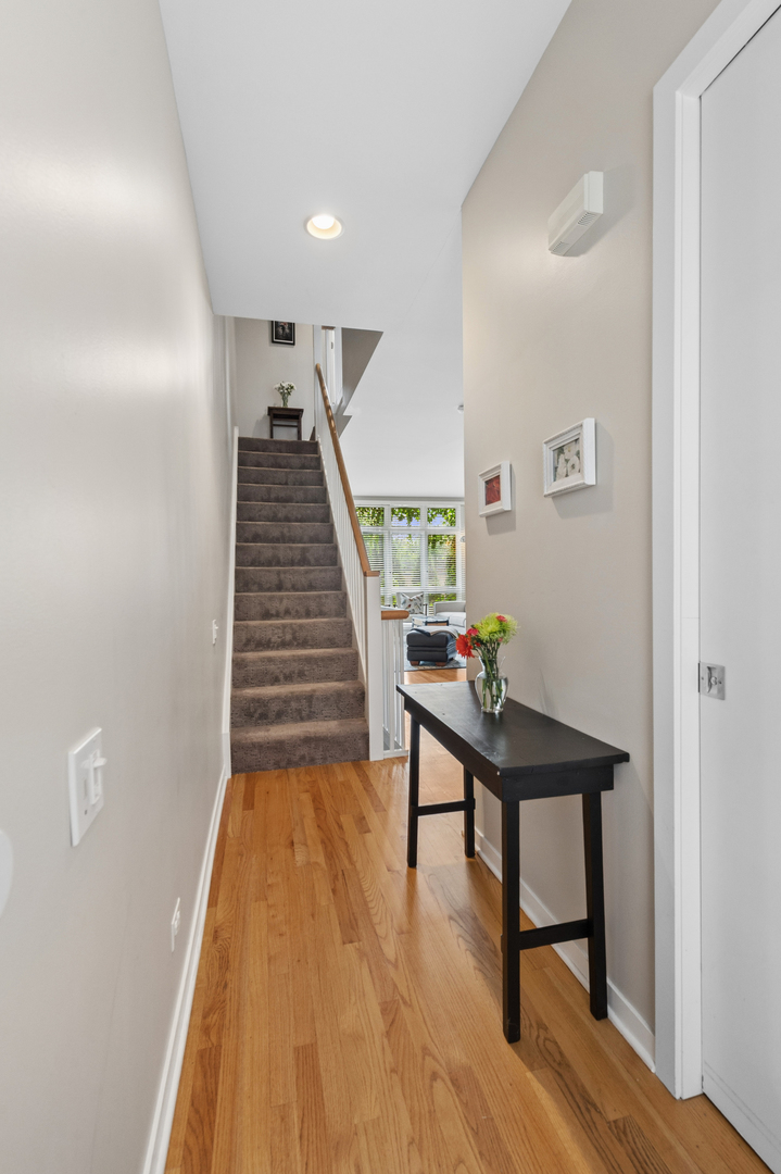 1889 Maple Avenue #E2, Evanston, IL 60201 — photo 3