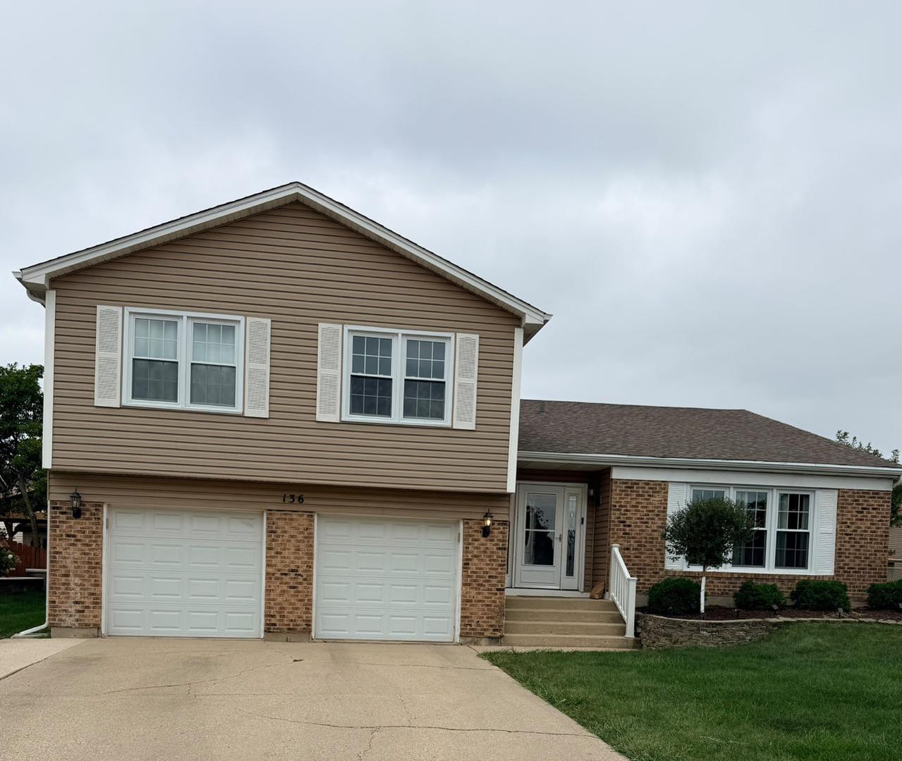 136 Appleby Drive — photo