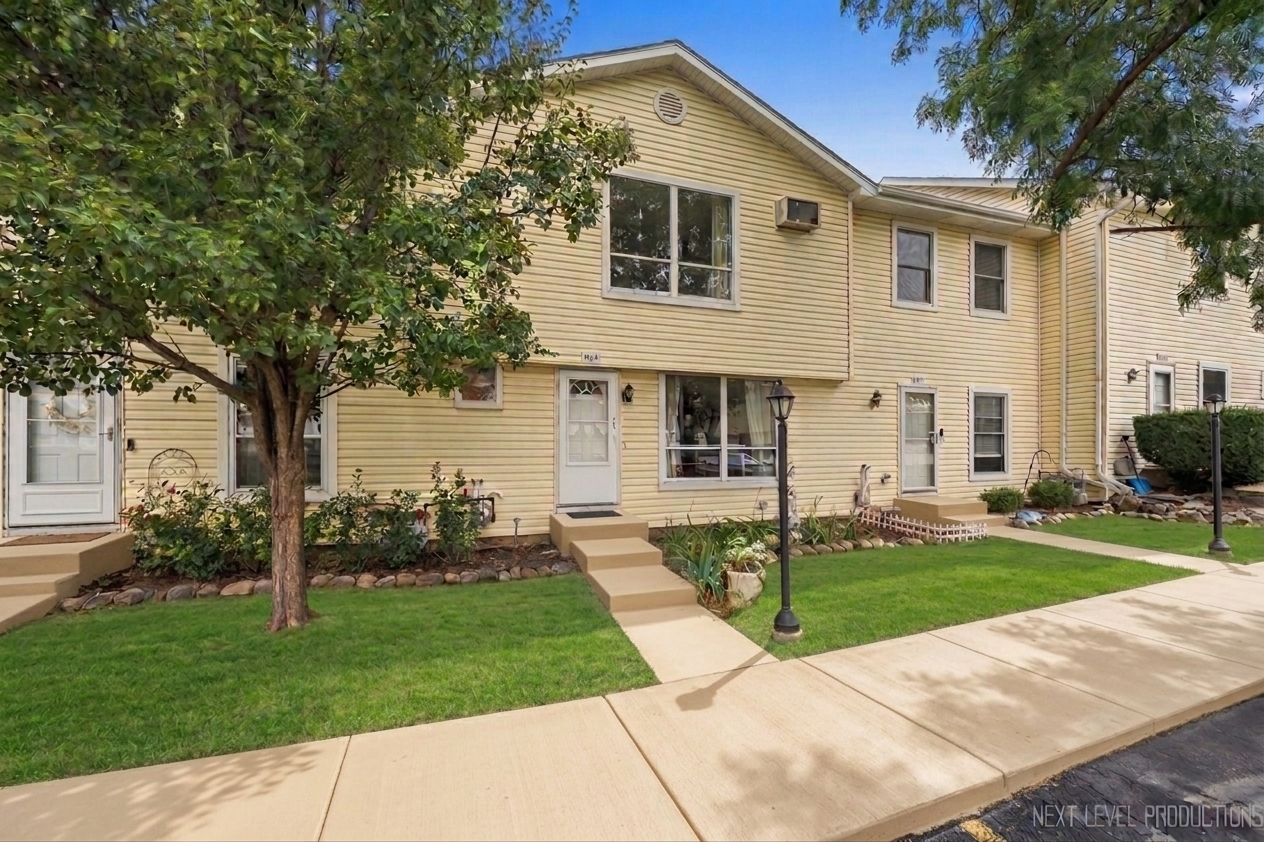 114 Raintree Court — photo