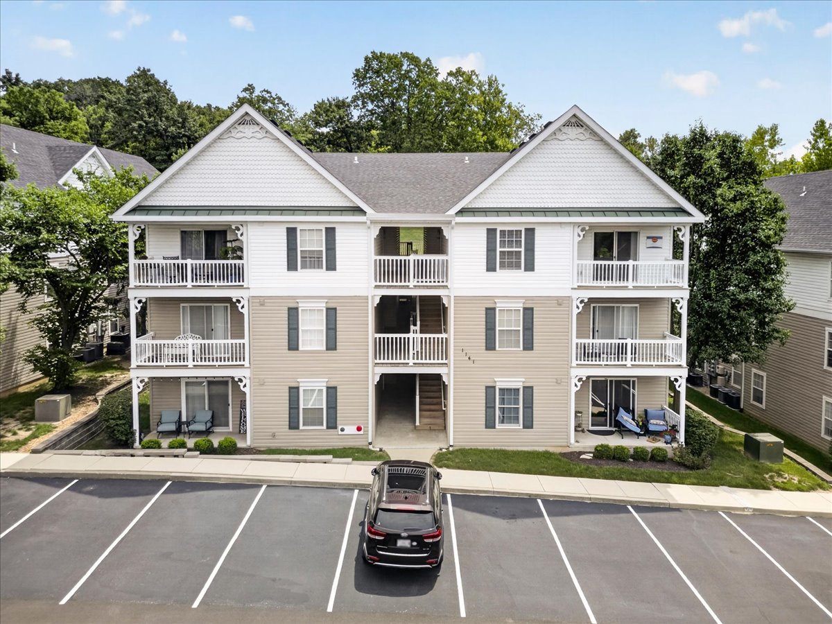 1141 Arbor Creek Drive 1D — photo