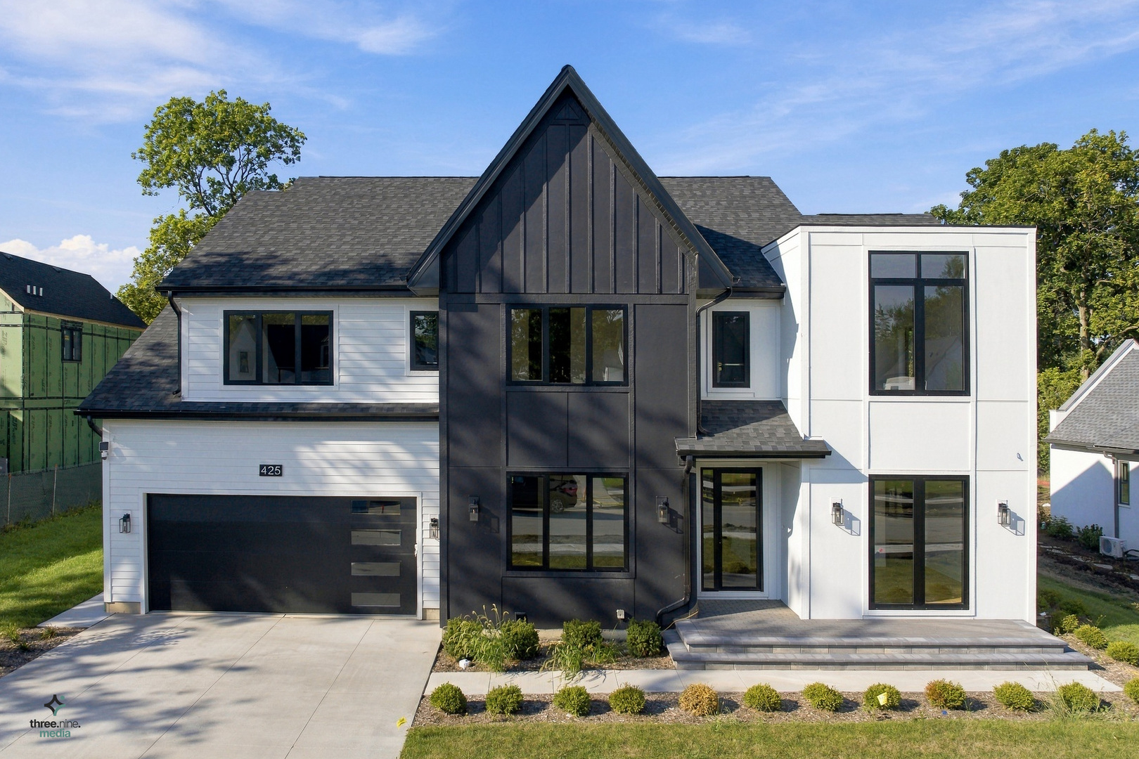 425 Forest Edge Drive — photo