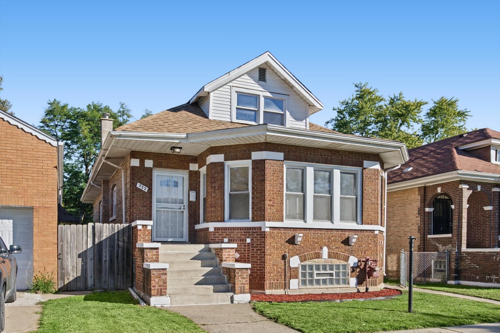 322 W 107th Place — photo