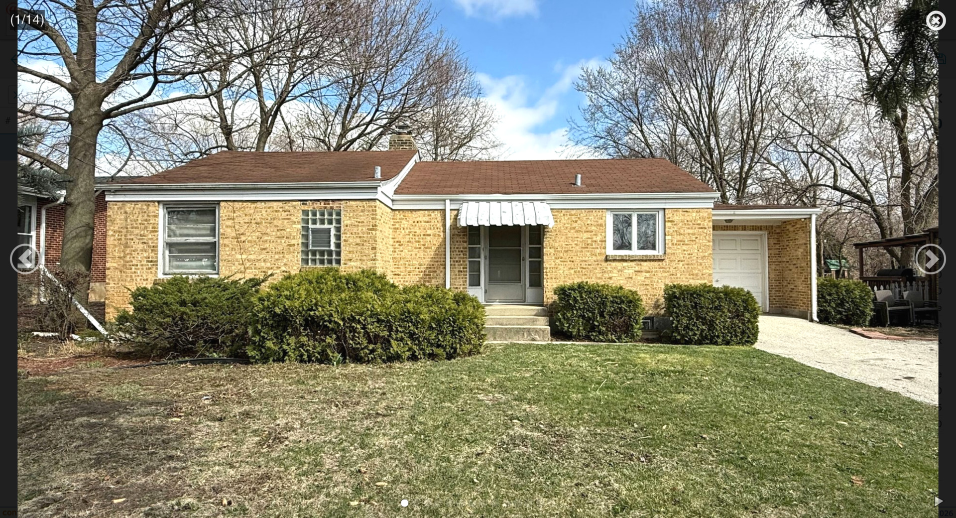 1N649 Main Street — photo