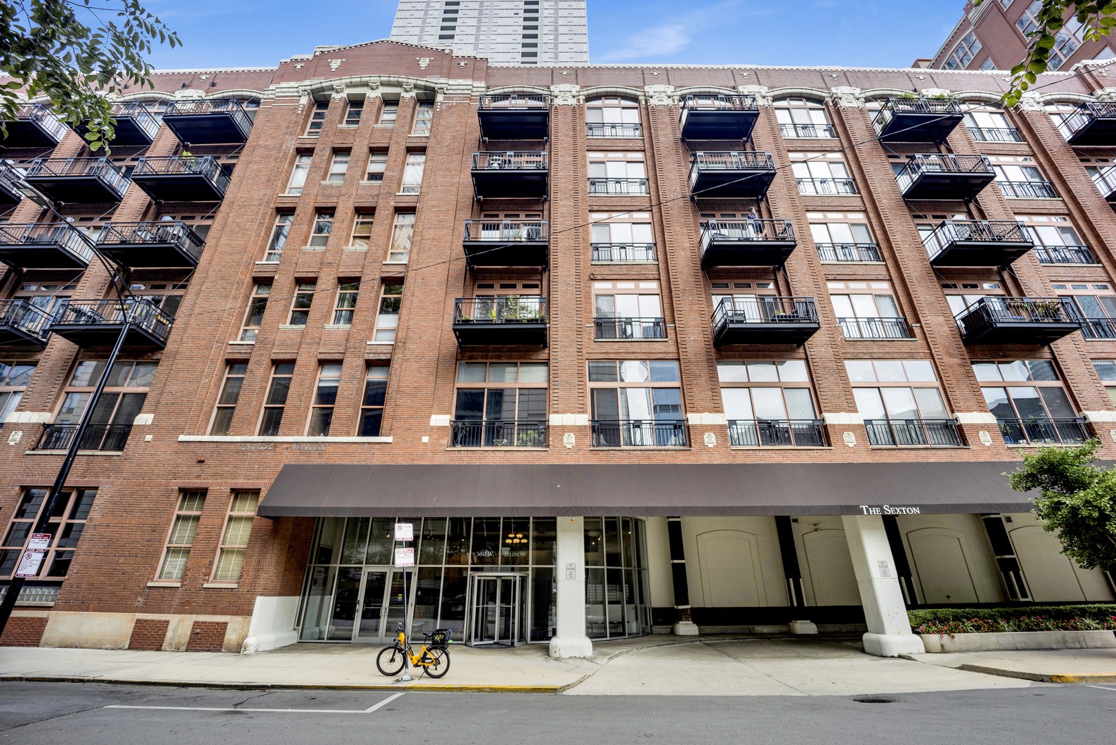 360 W Illinois Street Unit 7D — photo