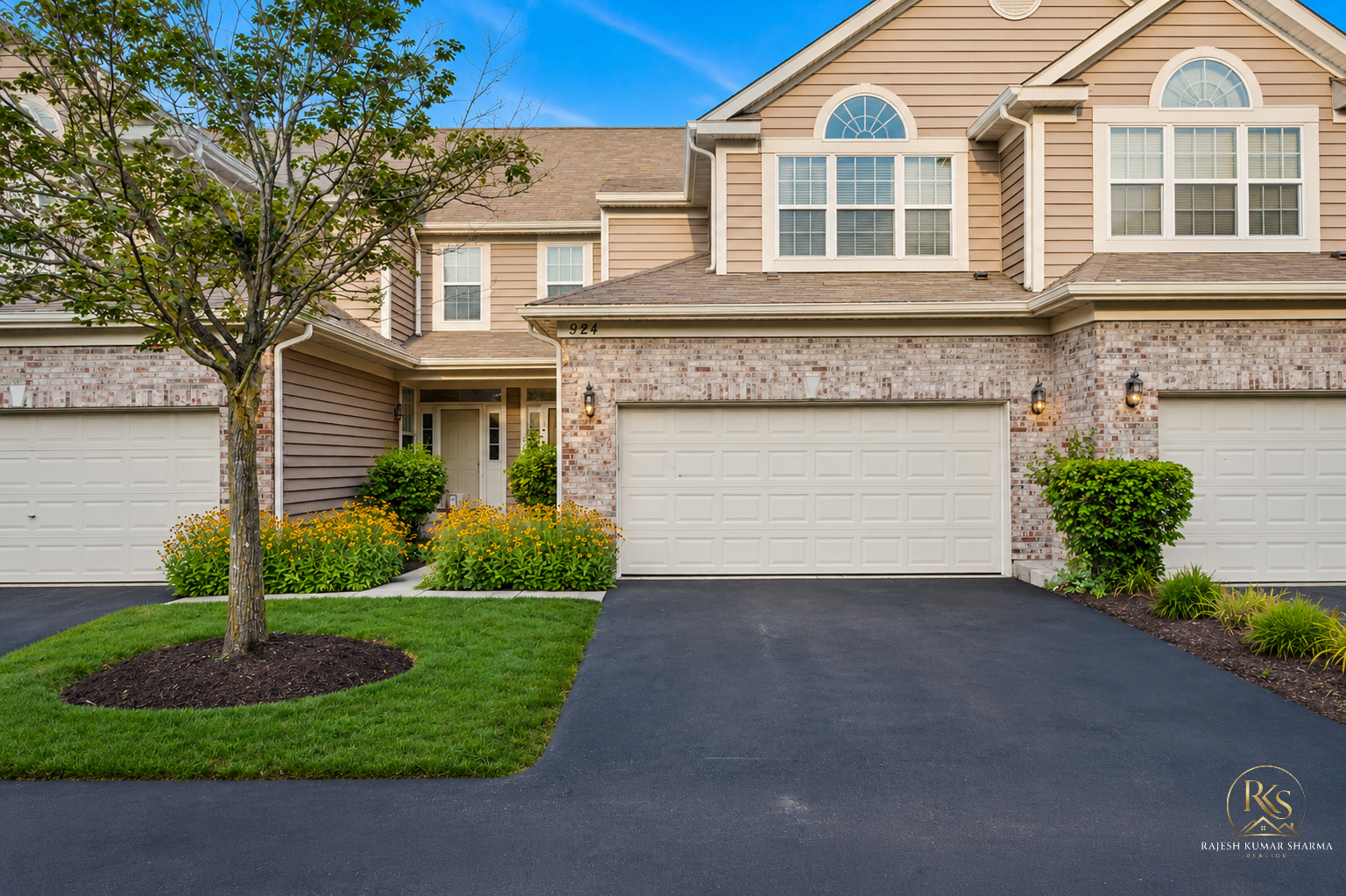 924 Havenshire Court 924 — photo
