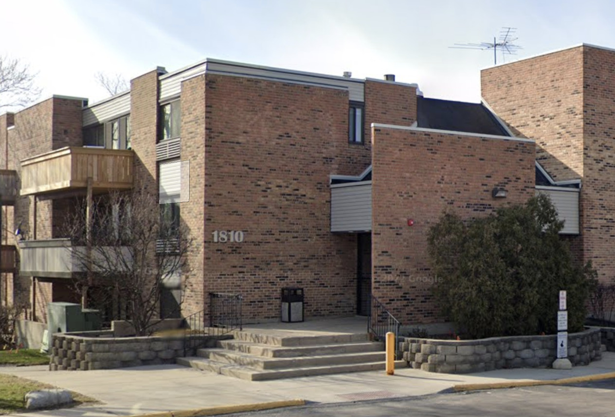 1810 Hemlock Place 208 — photo