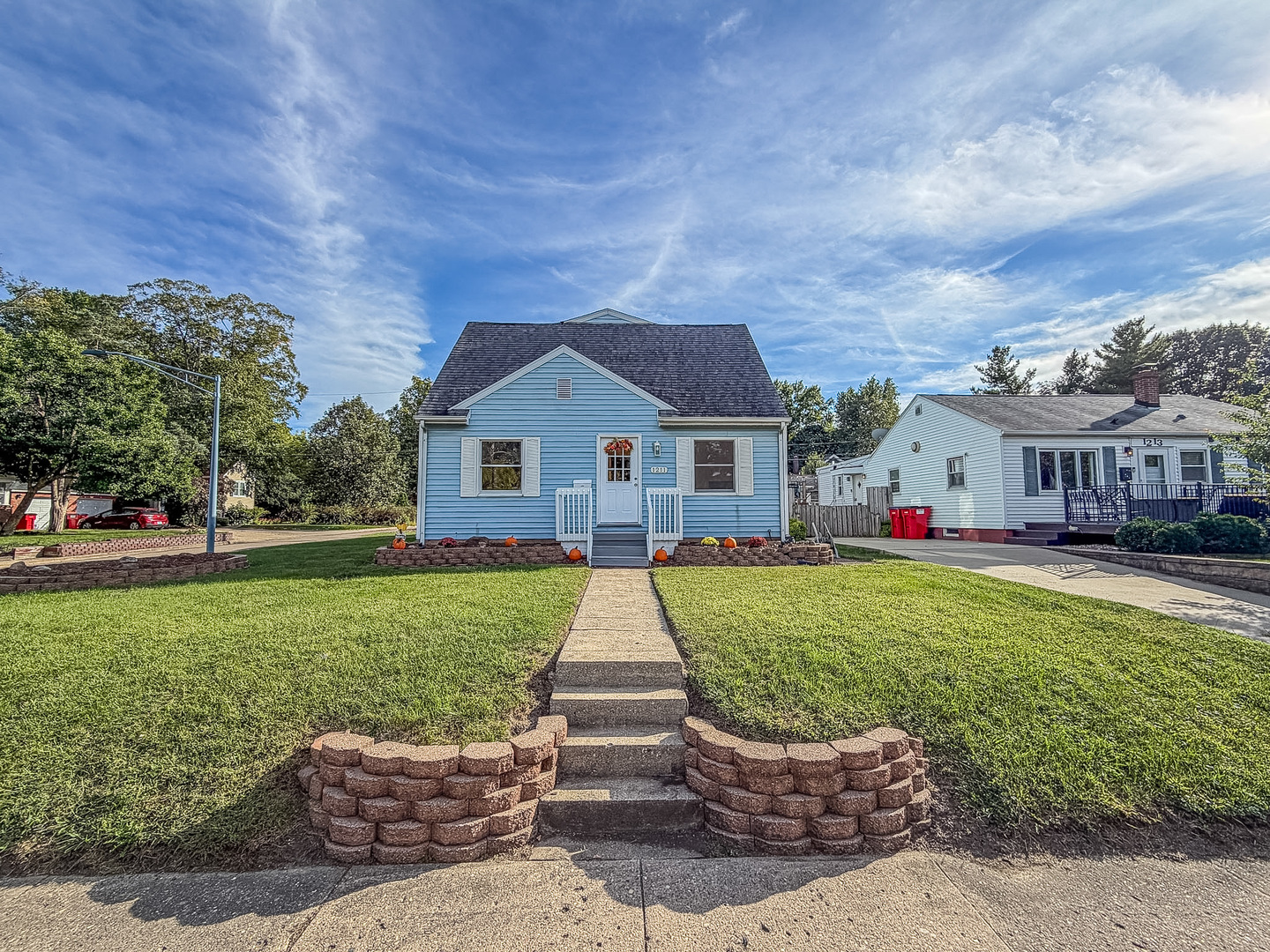 1211 W Springfield Avenue — photo