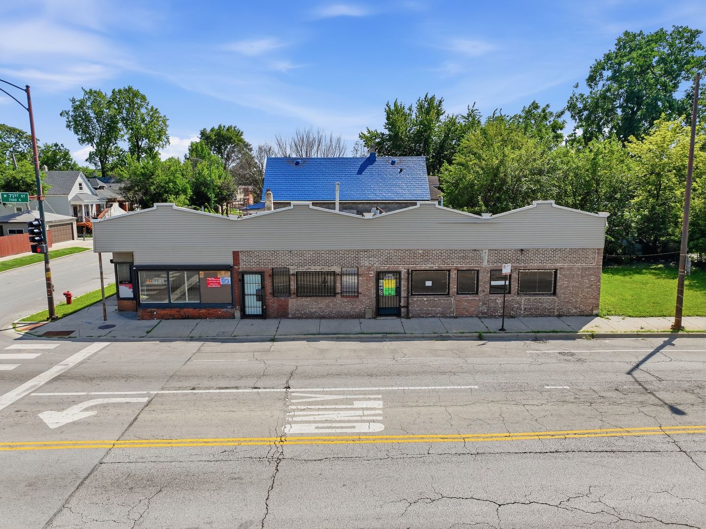 7100 S Morgan Street — photo