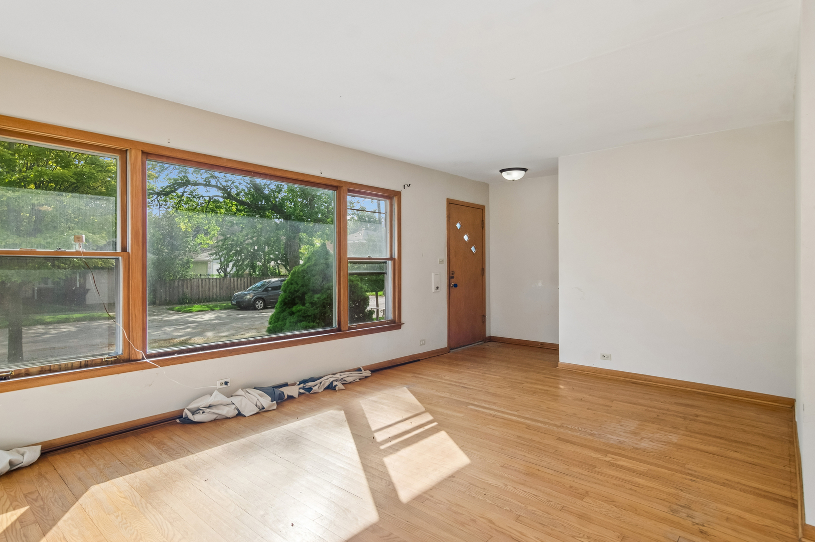 Home in Chicago, IL 60646 — photo 3