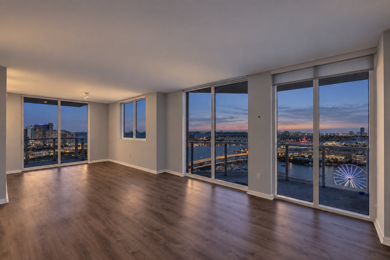244 Biscayne Boulevard 3702 — photo