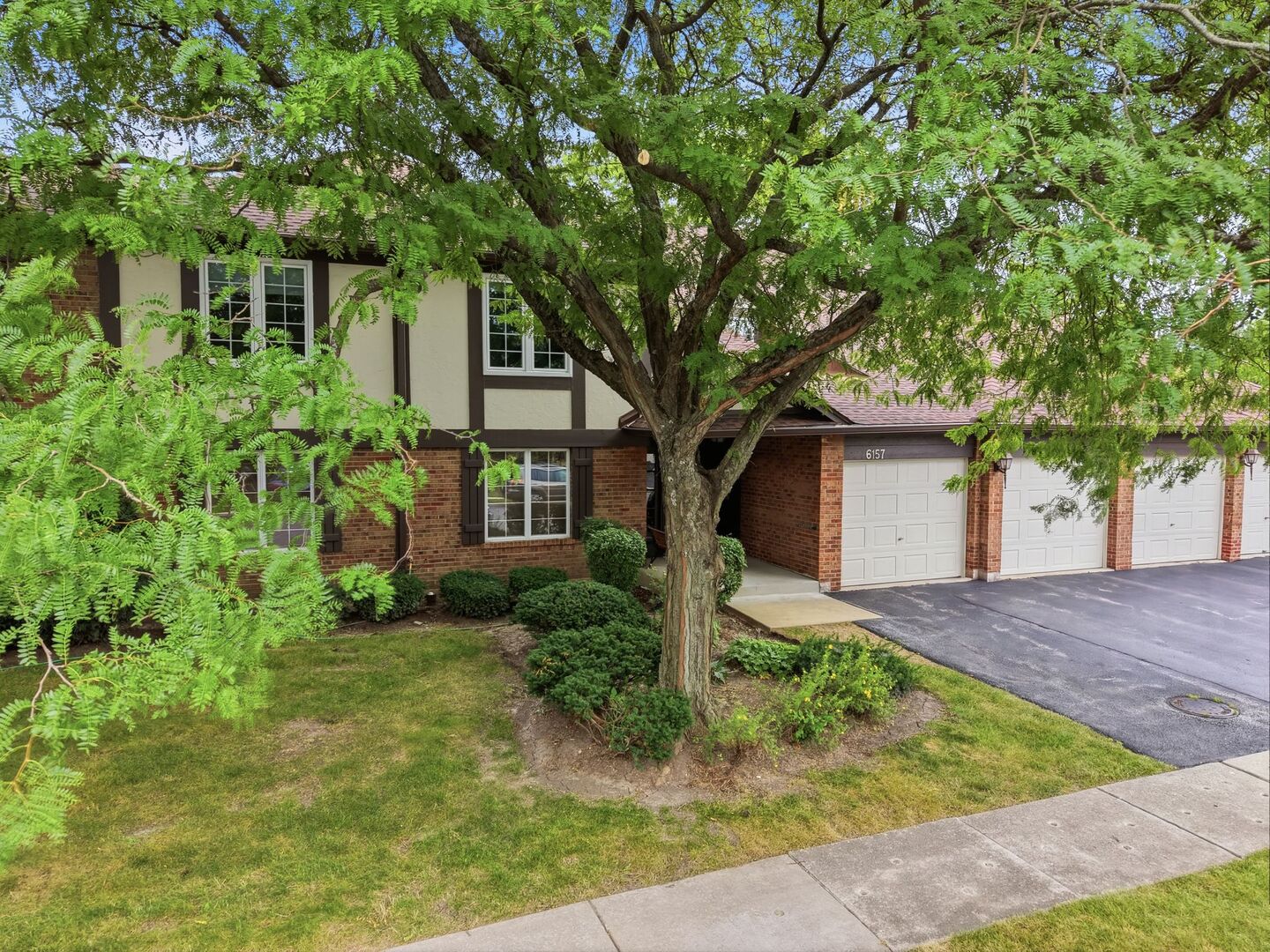 6157 Willowhill Road D — photo