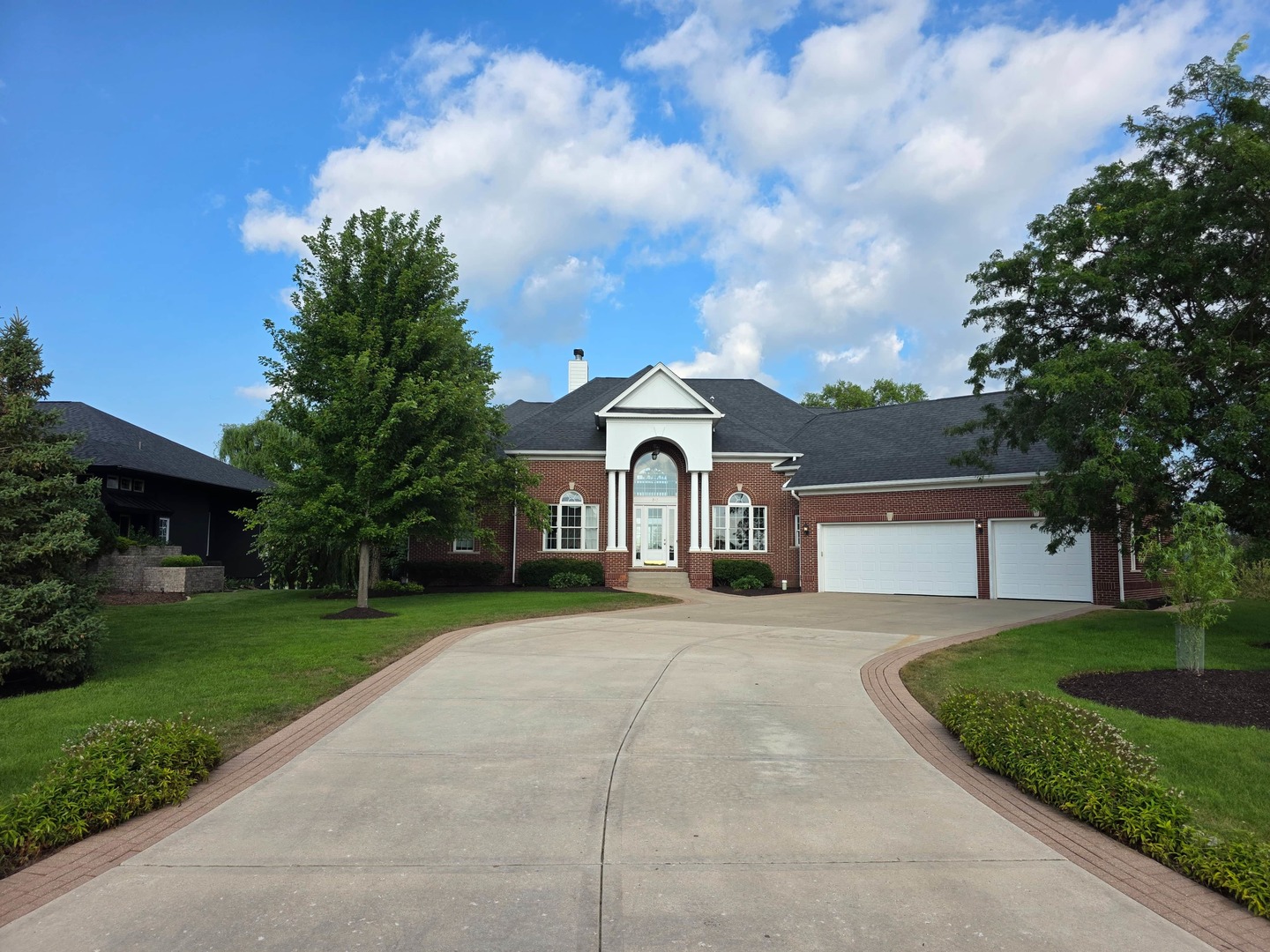 212 Slalom Court — photo