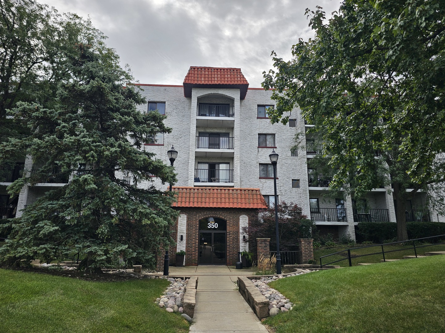 350 Plum Creek Drive 305 — photo