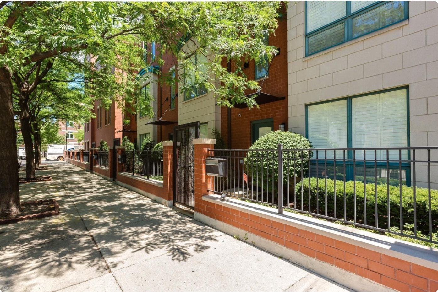 111 S Aberdeen Street — photo