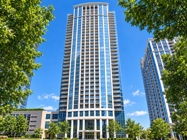 1235 S Prairie Avenue 3509 — photo
