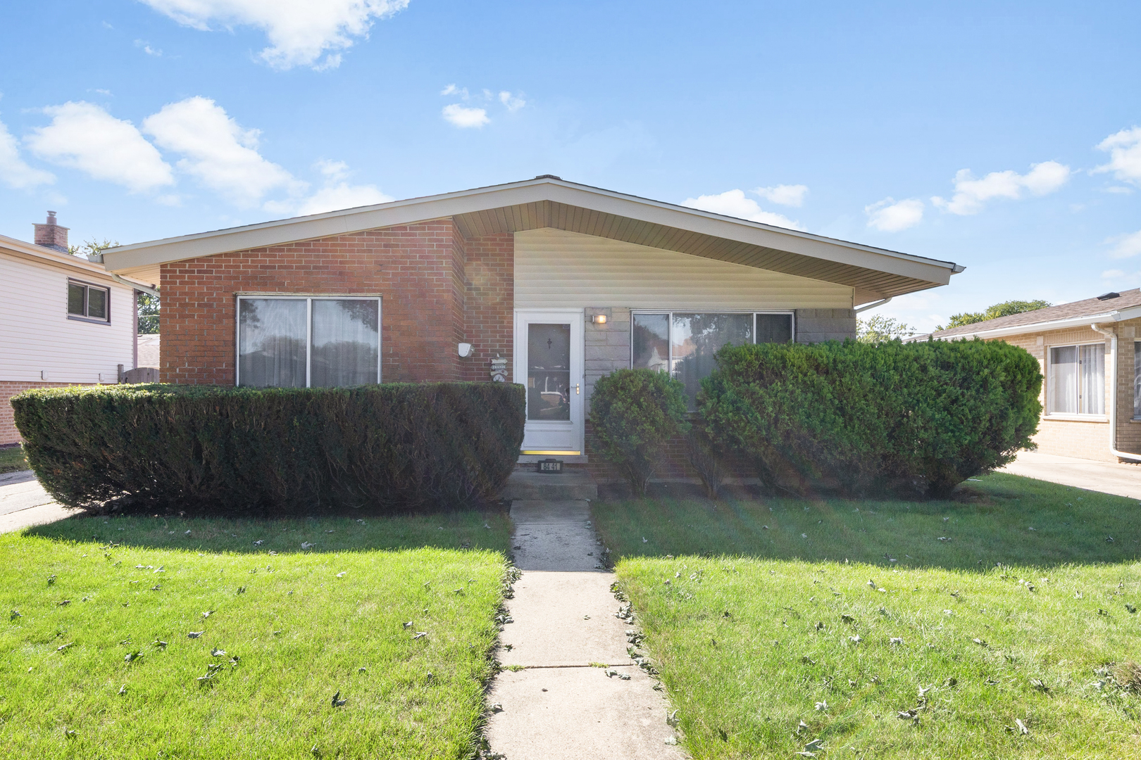 8441 W Madison Drive — photo