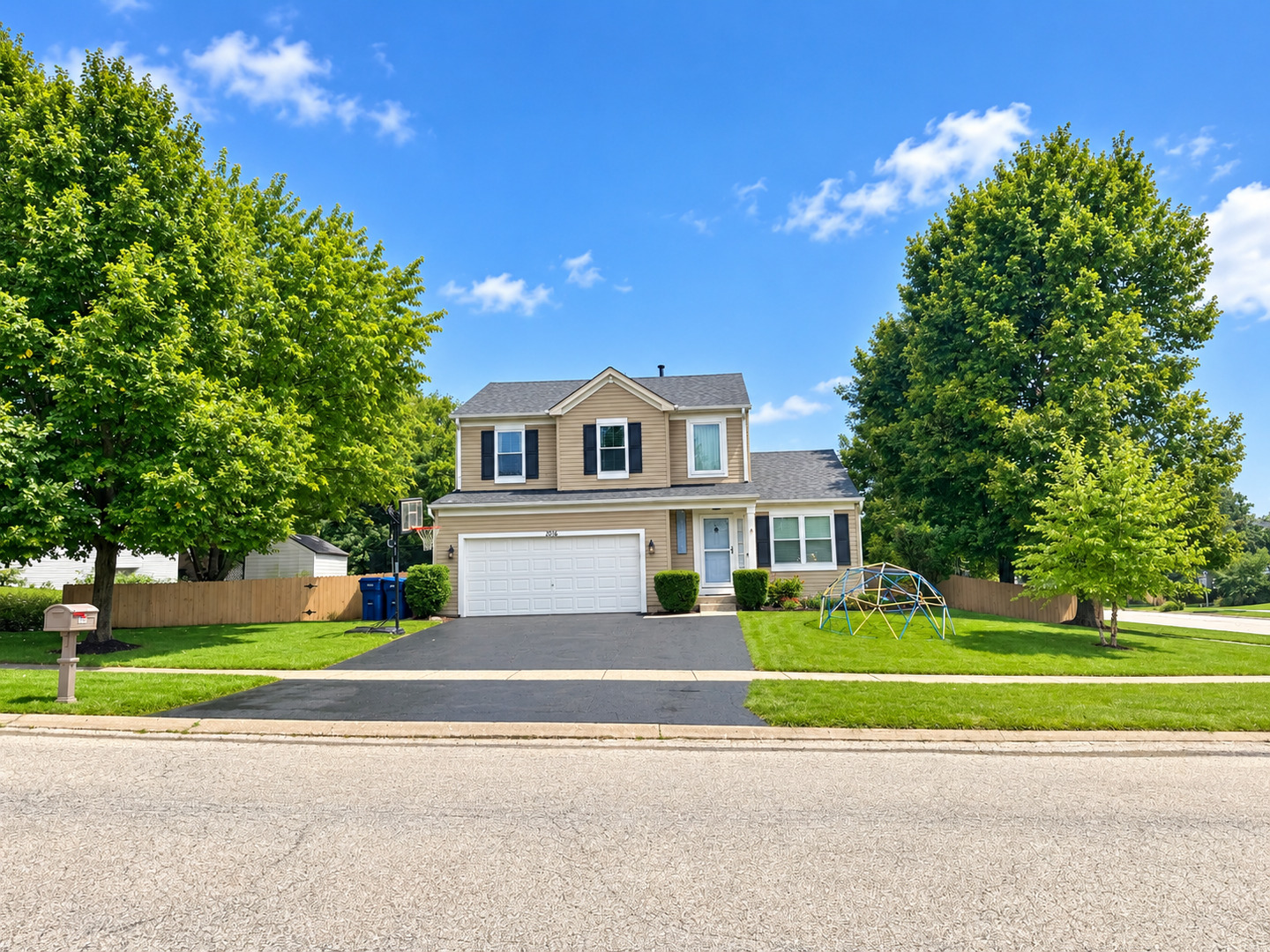 1016 Rainy Lake Court — photo