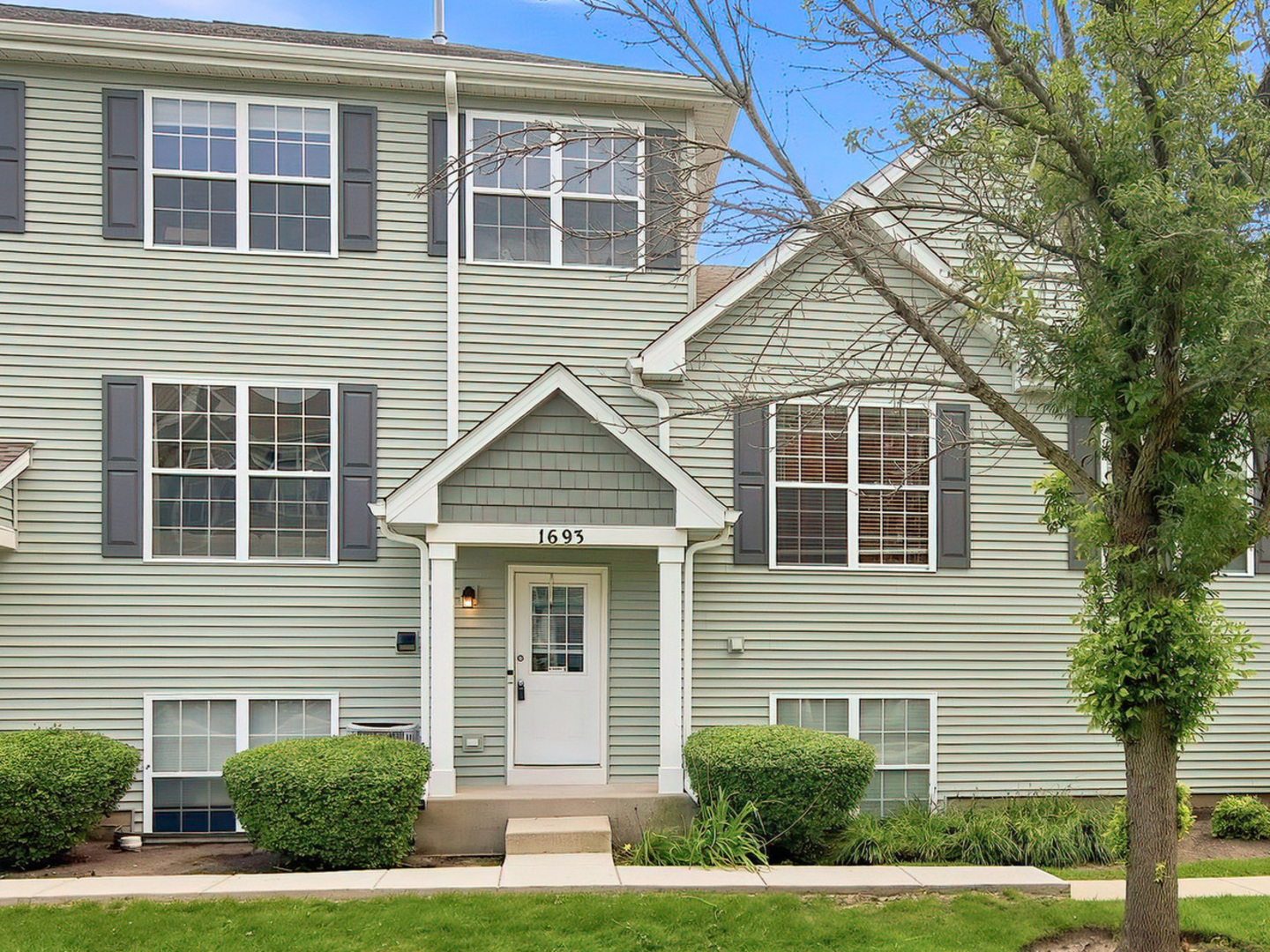 1693 W Turtle Creek Lane — photo