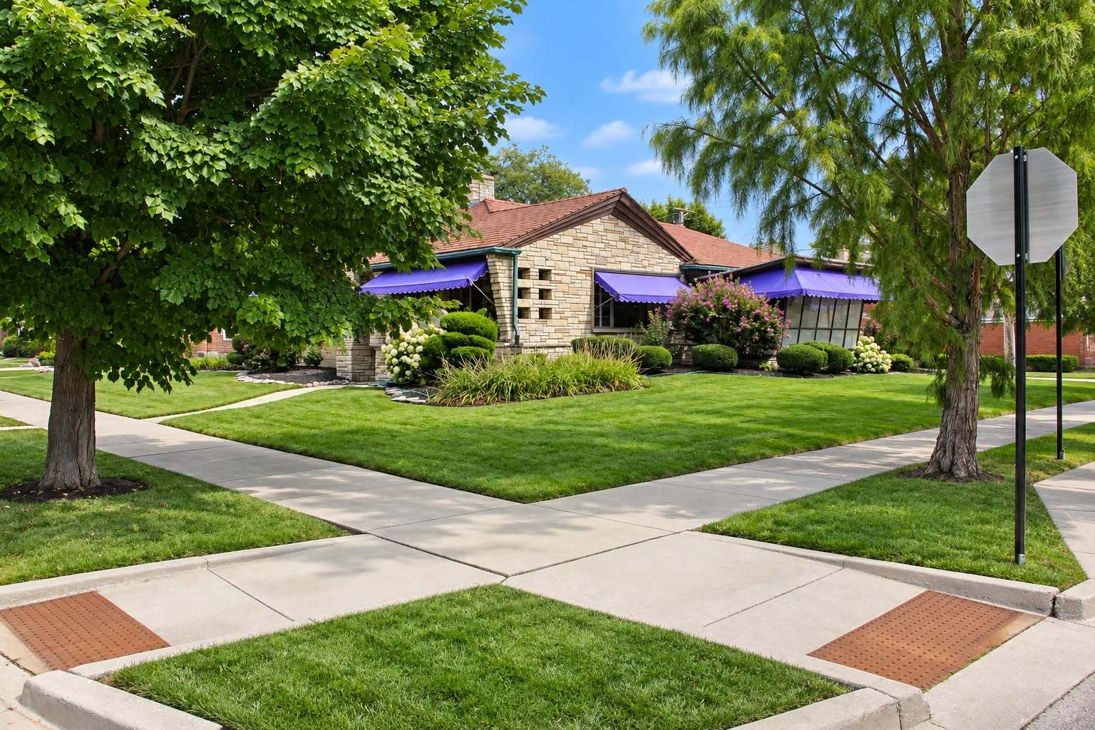 9357 S Bell Avenue — photo