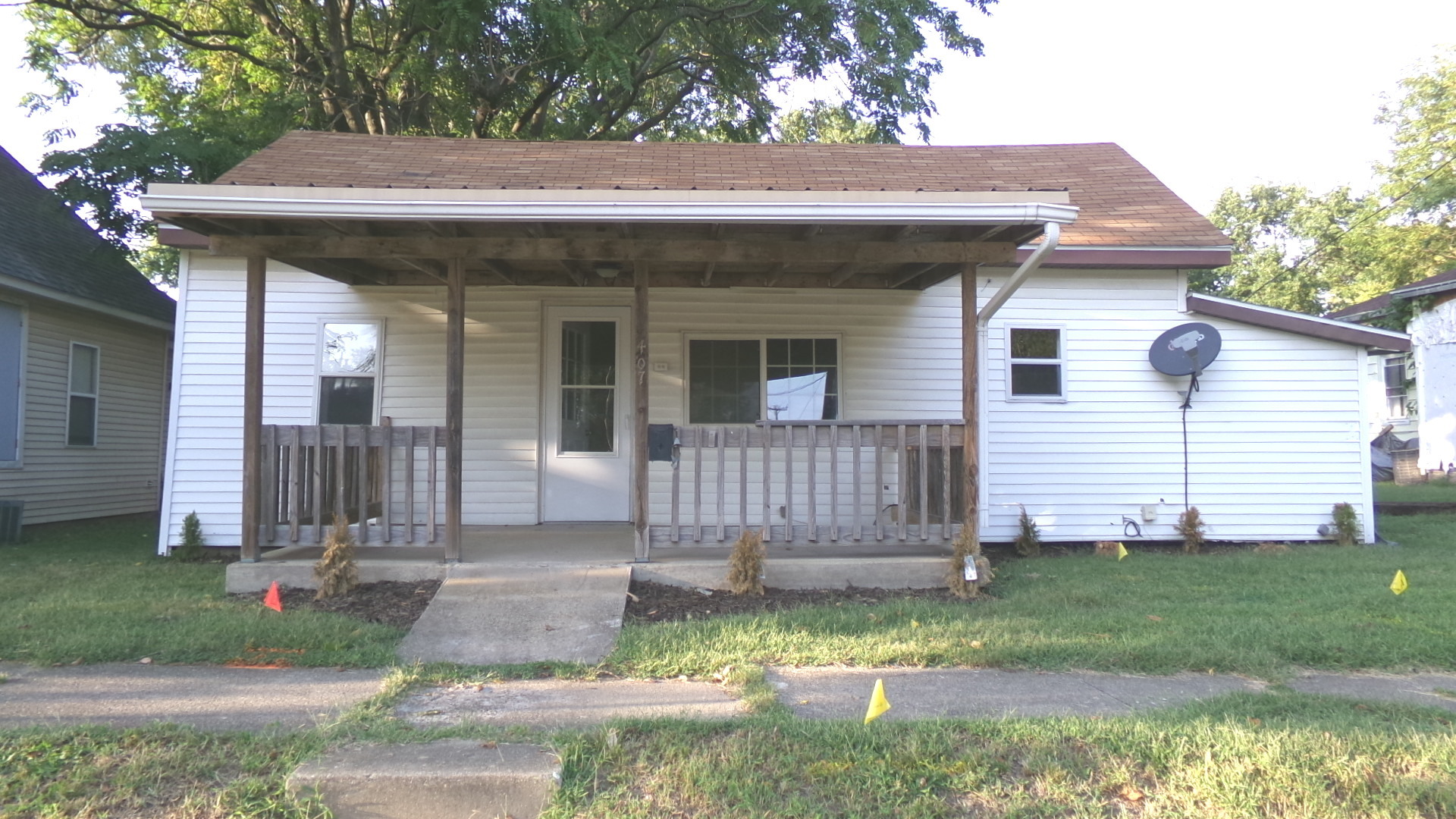 407 E Woodlawn Street — photo